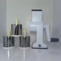 خردکن سه کاره دستی نوا ، رنده سه کاره چرخ گوشتی ، غذا ساز  دستی سه کاره ، با دو رنده ریز و درشت و حلقه زن استیل،پس کرایه