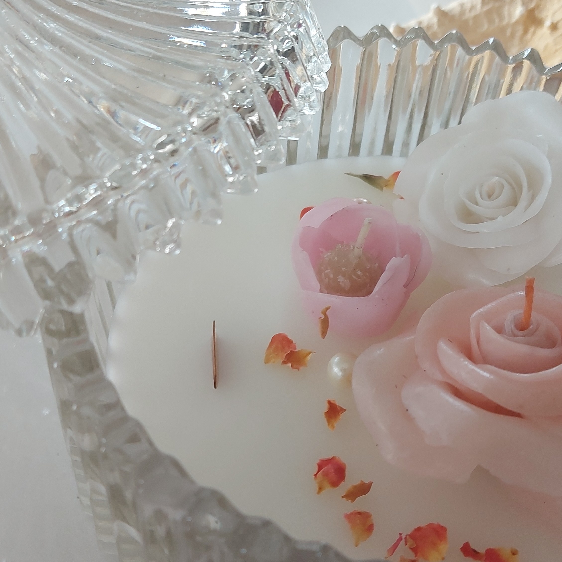 شمع گل رز دست ساز در ظرف بلوری سایز بزرگ