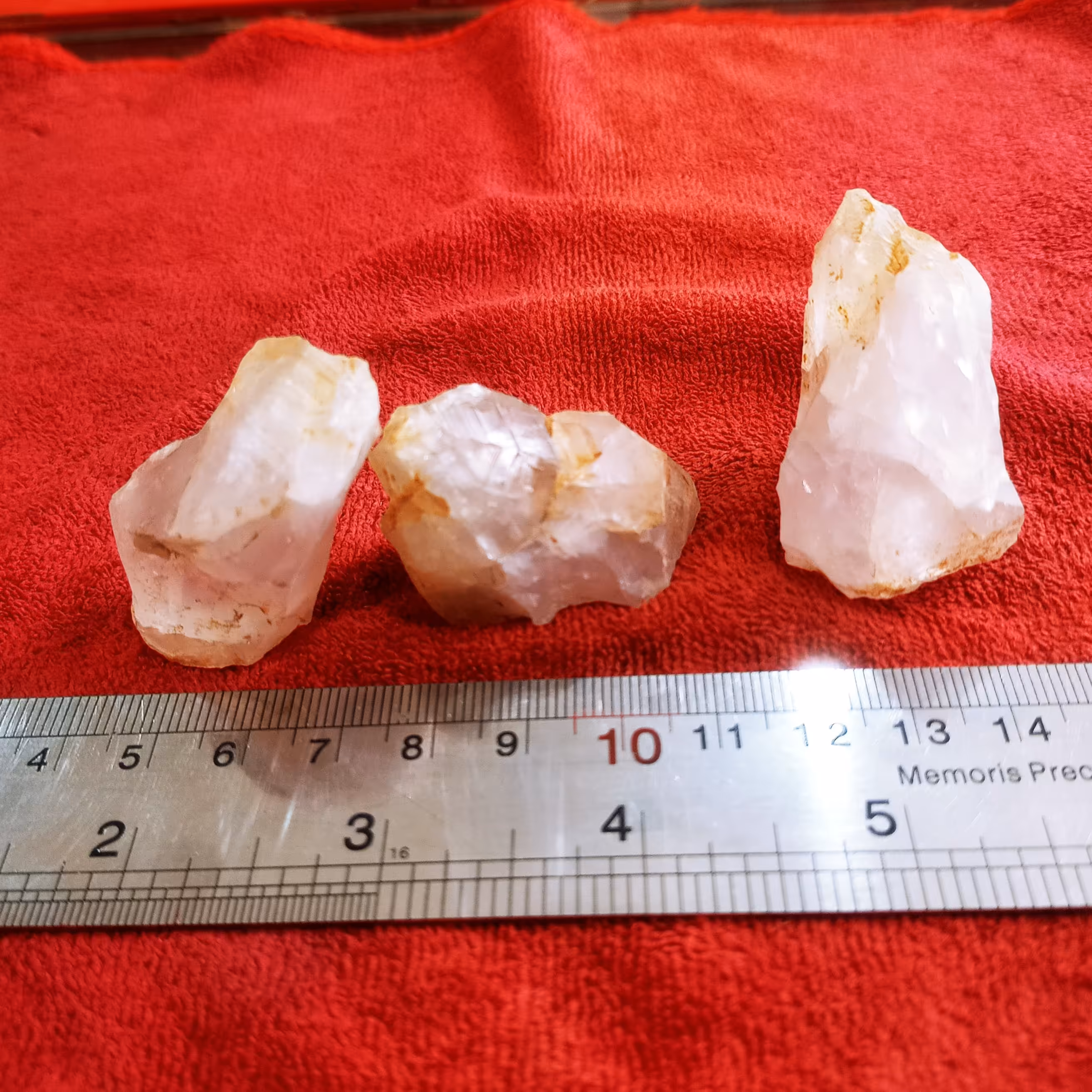 کوارتز راف سه عددی معدنی آماده تراش 87 گرم