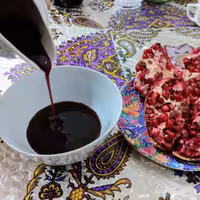 رب انار محلی (1کیلو و300گرم) درجه1