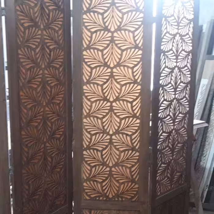 پاراوان مشبک پشت بسته طرح برگ