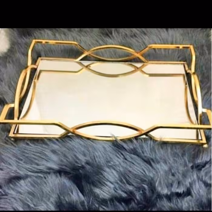 سینی آینه ی  لبخند 4پهلو
تک جعبه کد مختاری با ارسال رایگان