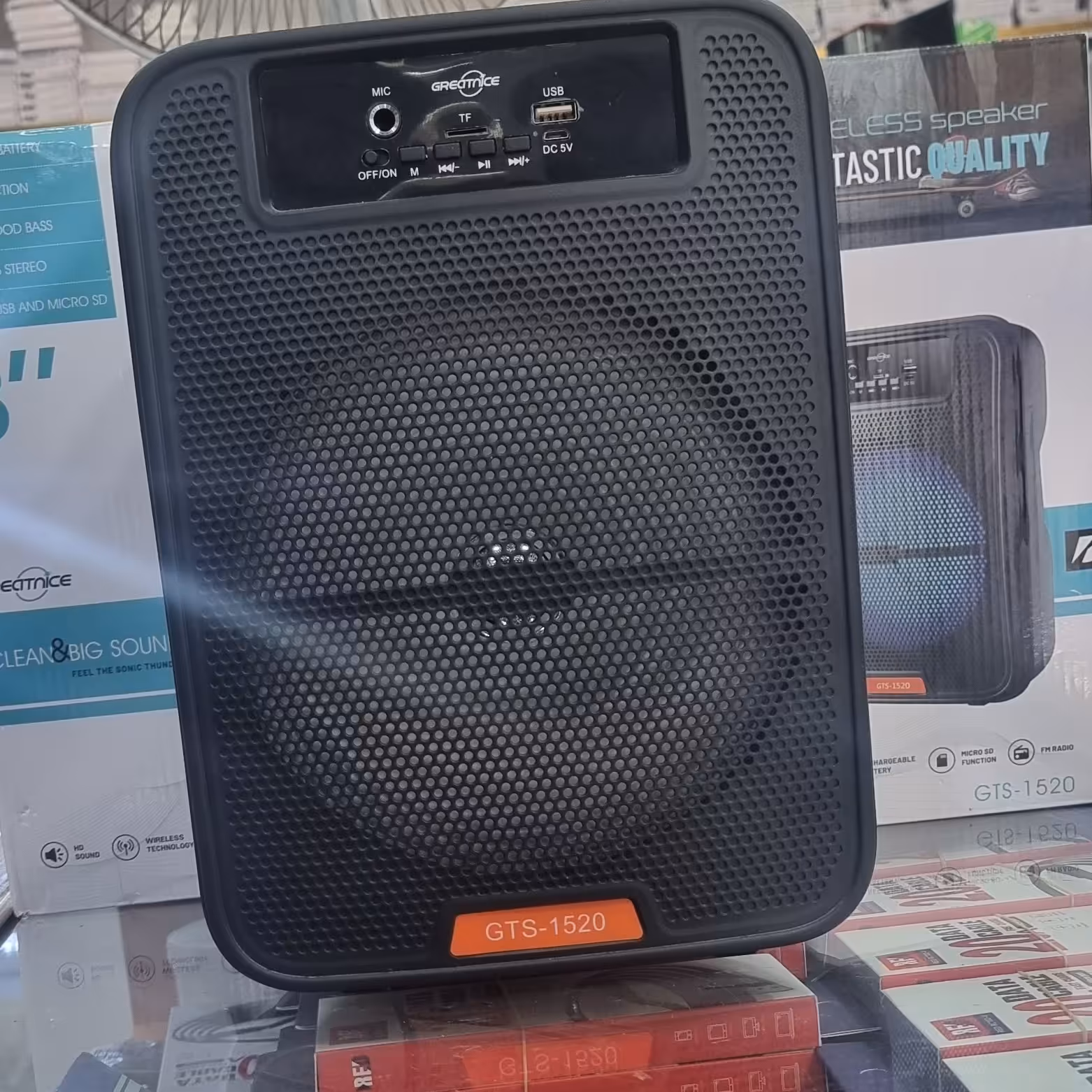 اسپیکر شارژی 8 اینچ.بلوتوث.مموری کارت. فلش 