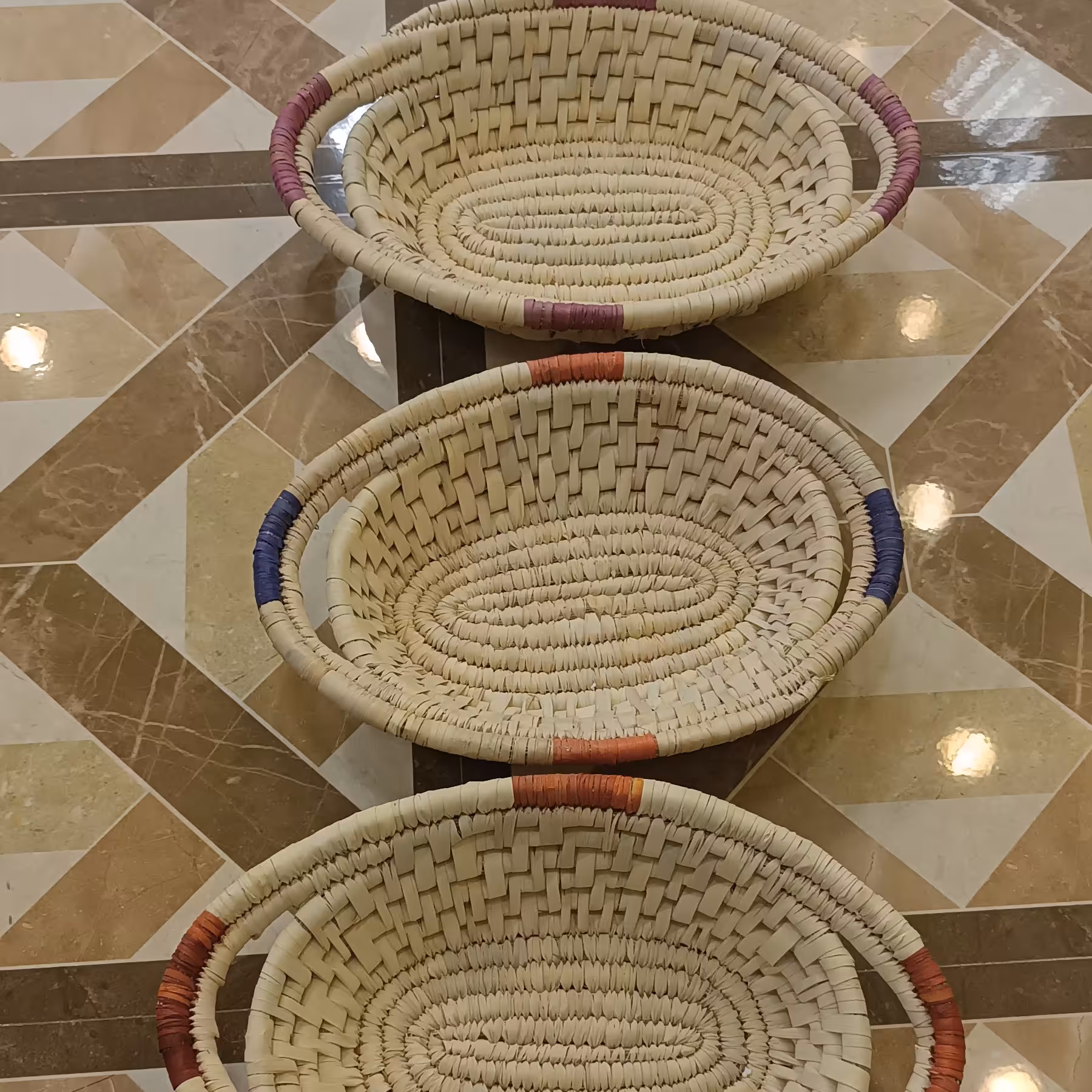 سبد حصیری جاه میوه ای بزرگ