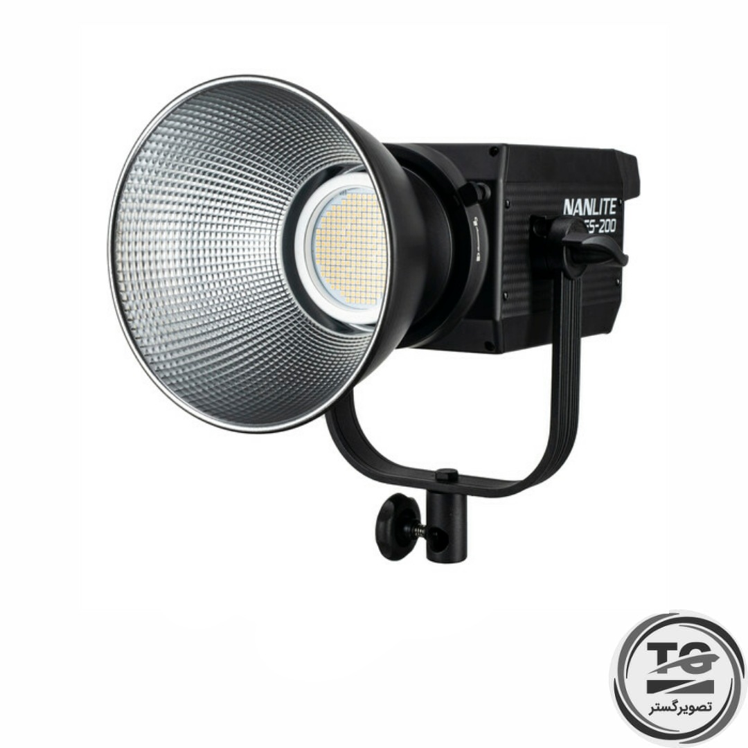 نور نانلایت فوزا Nanlite FS-200