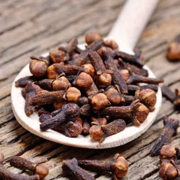 گل میخک، 50 گرمی