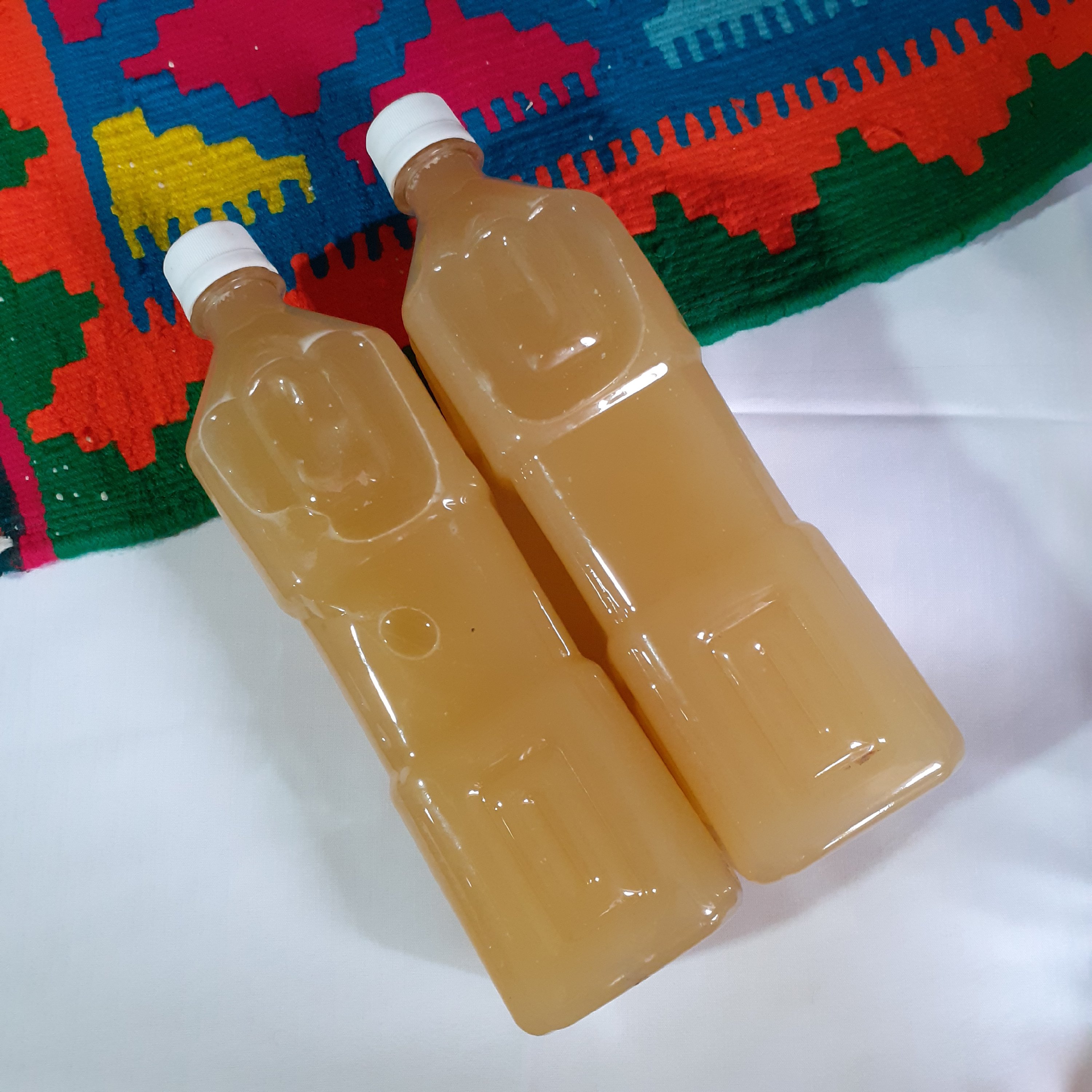 2 عدد آبغوره ترش طبیعی (1800 گرم)