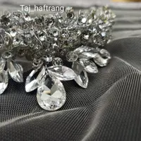 تاج تمام سنگ درخشان و ظریف طرح بی همتا