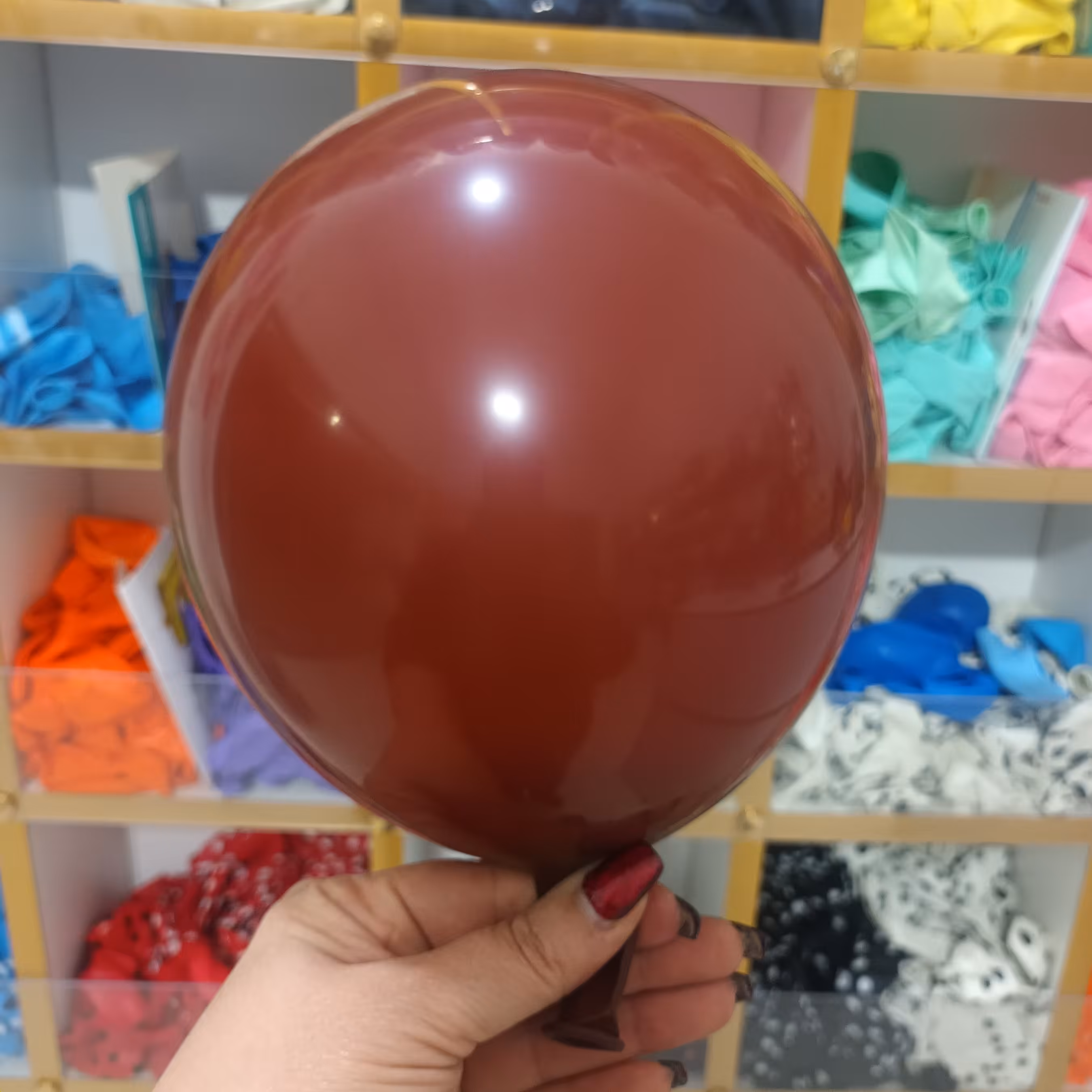 بادکنک قهوه ای رنگ خاص - 12 اینچ سایز معمولی بادکنک - بادکنک لاتکس قهوه ای رنگ خاص