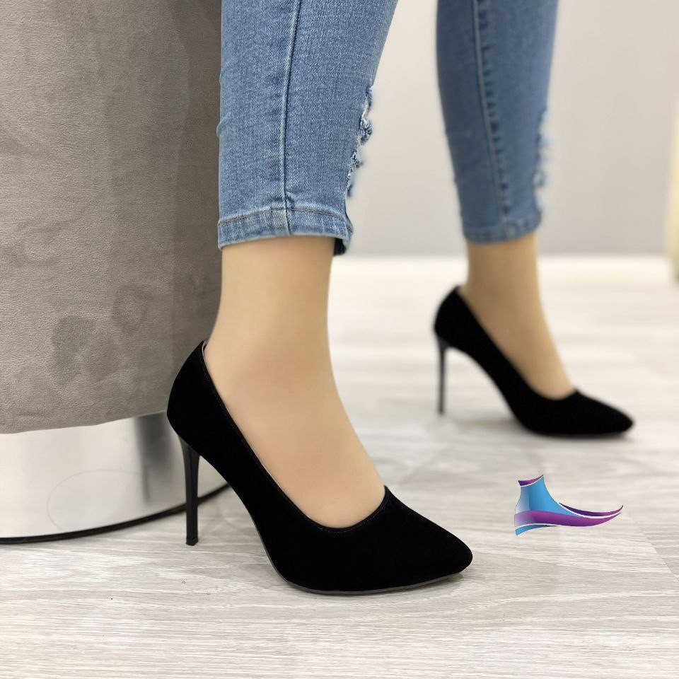 کفش مجلسی
کد 402
قالب استاندارد
کیفیت عالی
پاخور شیک
پاشنه 10 سانت
Size36ta41