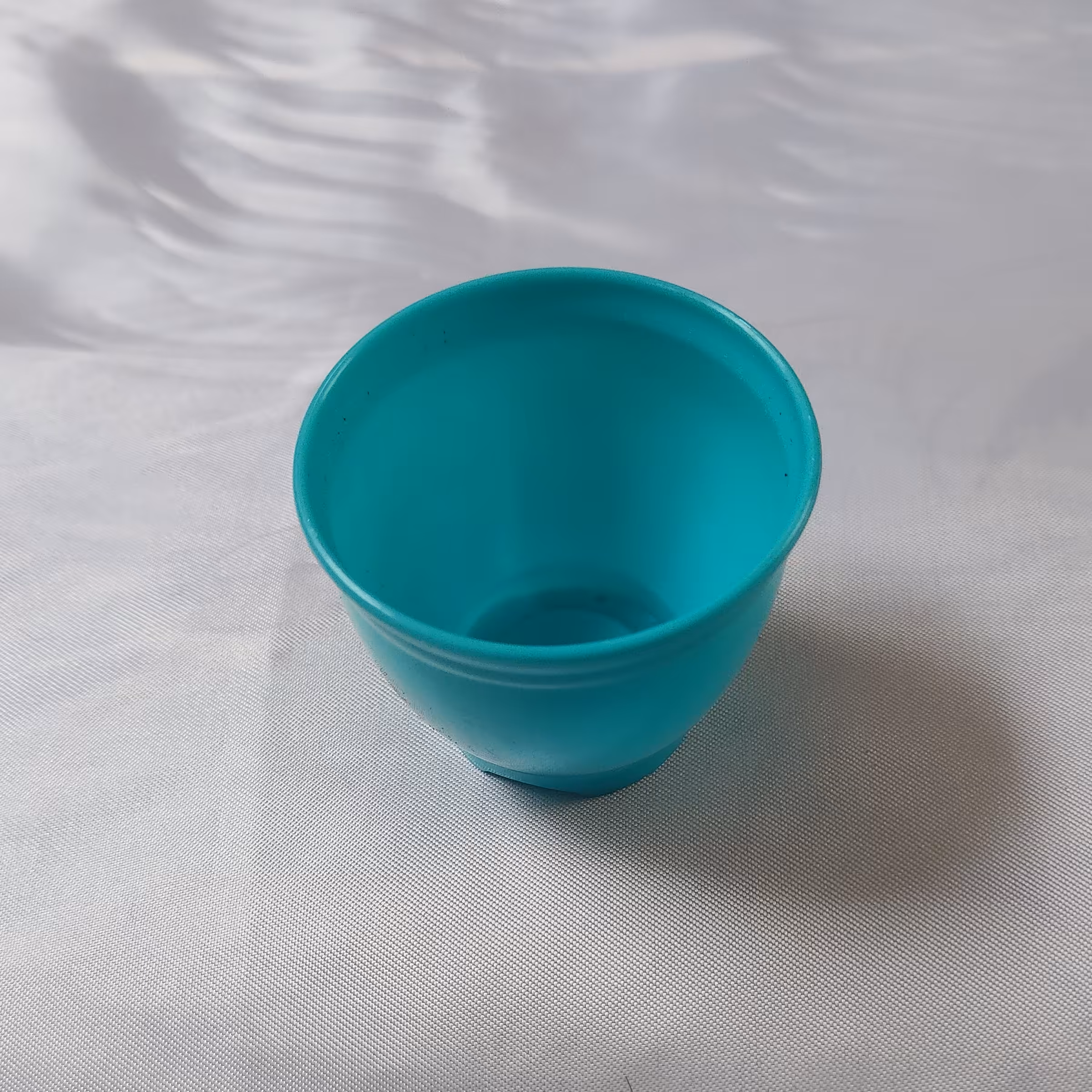 گلدان پلاستیکی مدل کلاسیک سایز 6 رنگ سبزآبی