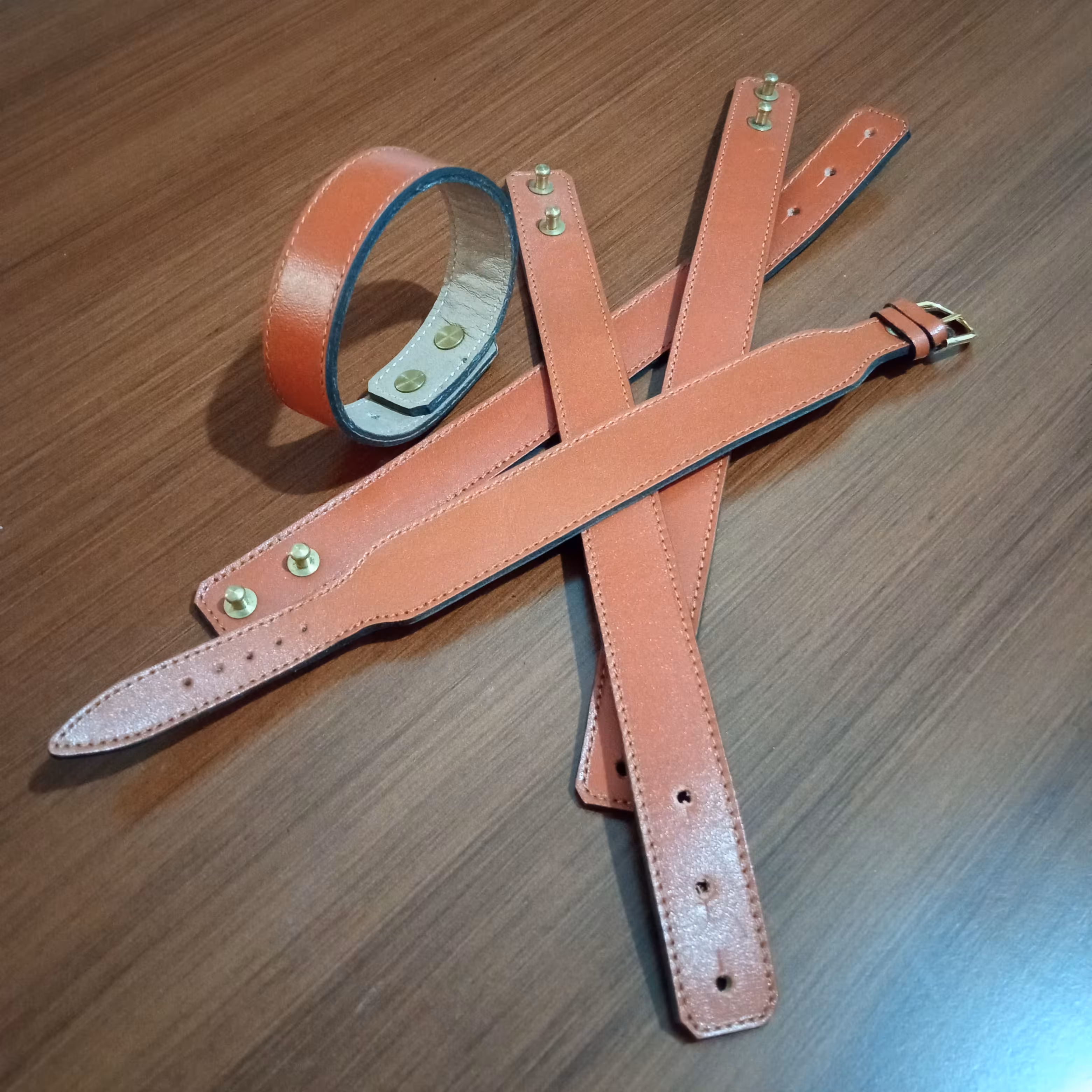 دستبند ساده چرم طبیعی