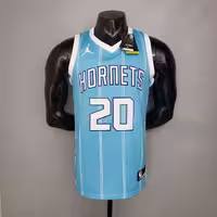 لباس آبی شارلوت هورنتس آیکن ادیشن