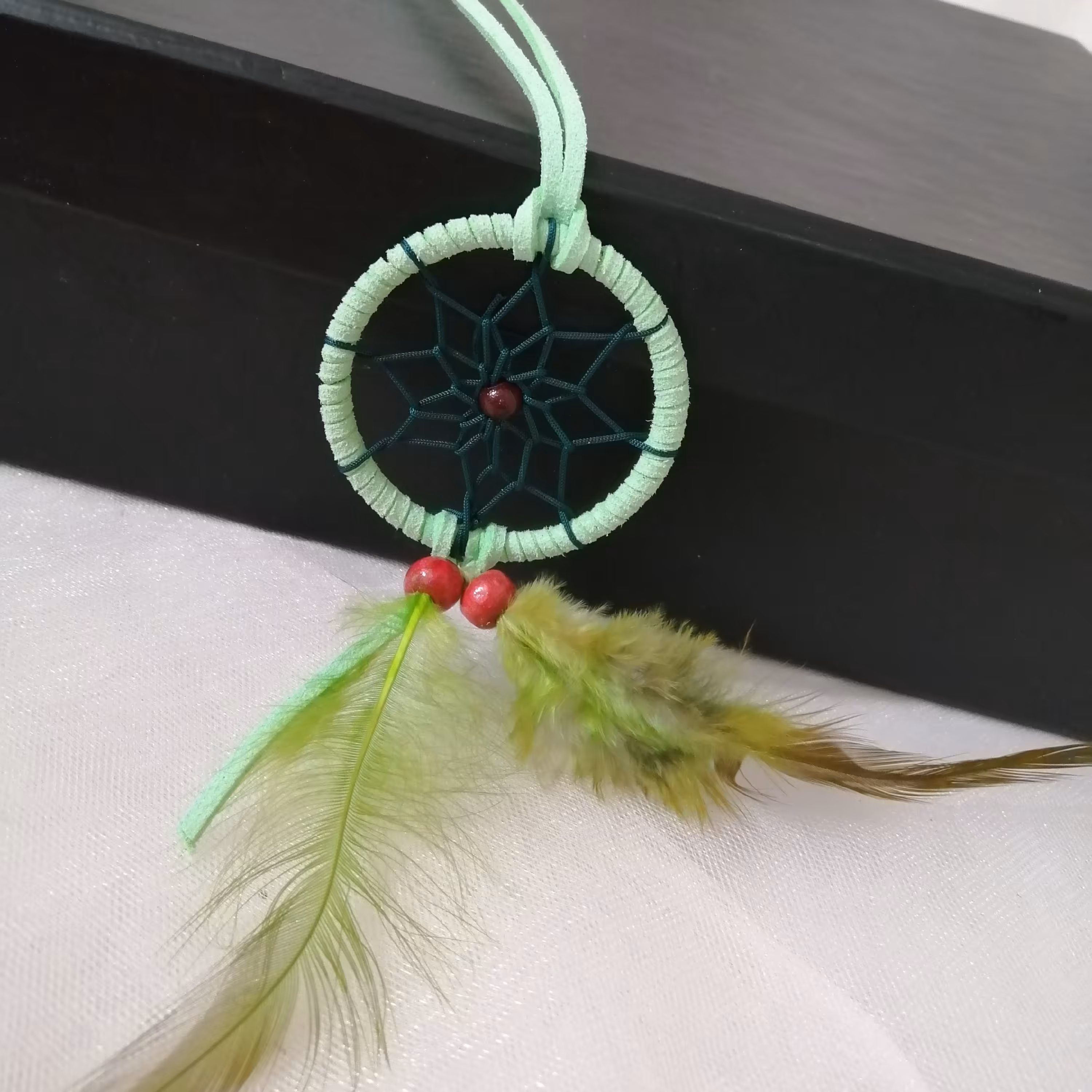 گردنبند دریم کچر رو مانتویی سبز