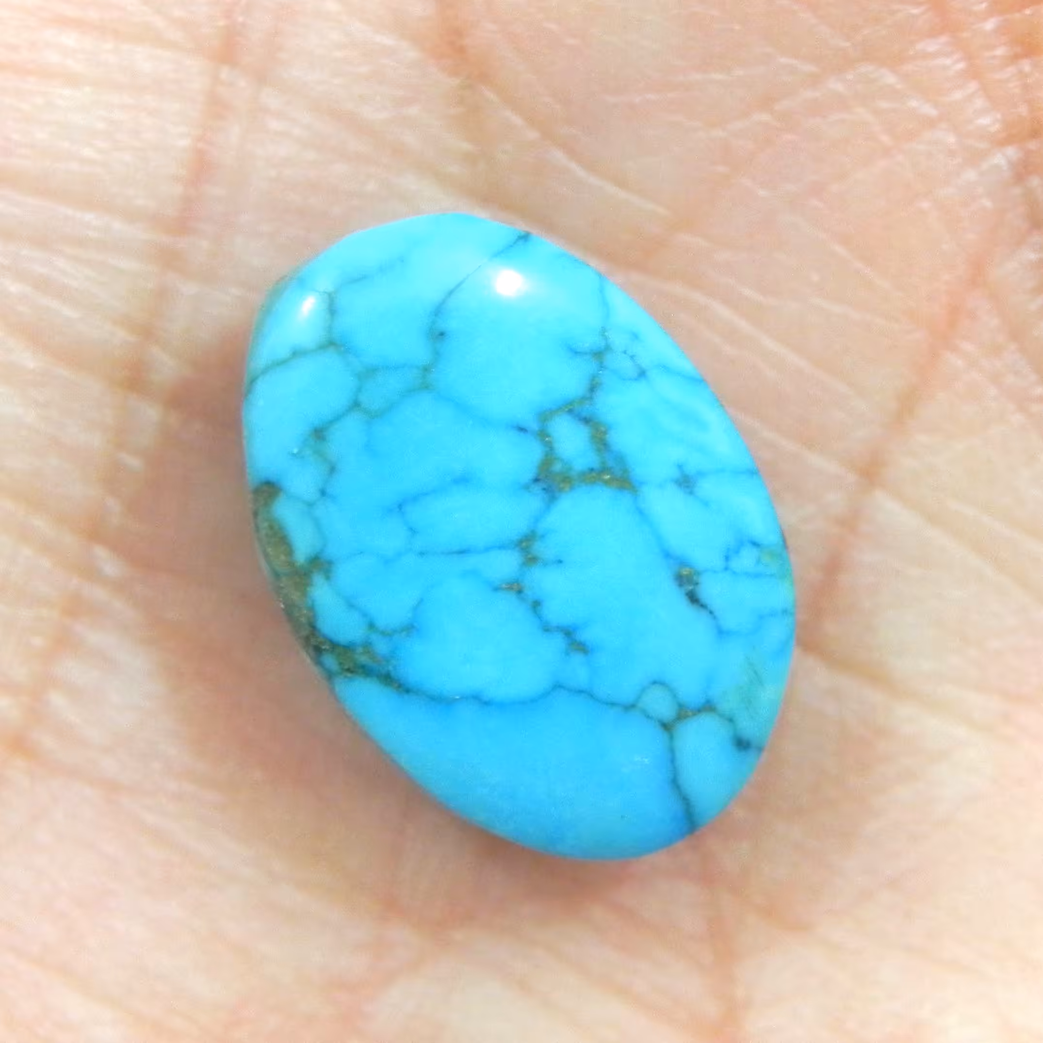 نگین سنگ فیروزه آبی اصل معدنی تراش بیضی دامله انگشتری کد7