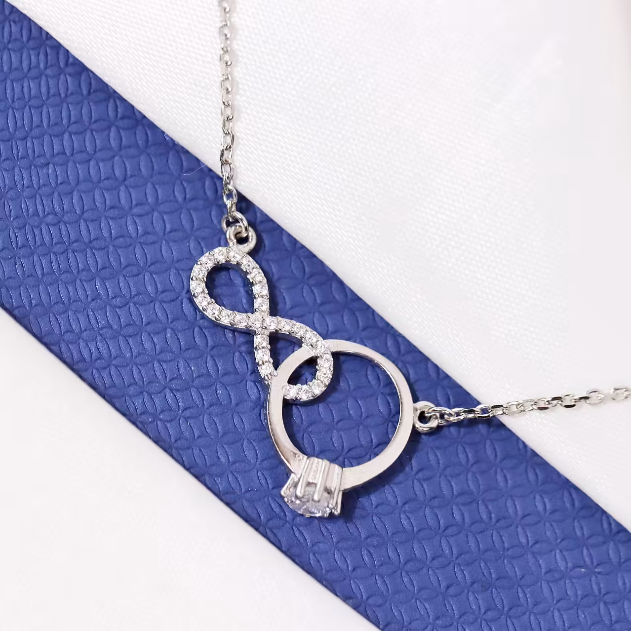 آویز زنجیری نقره طرح حلقه بینهایت کد S-10112-4