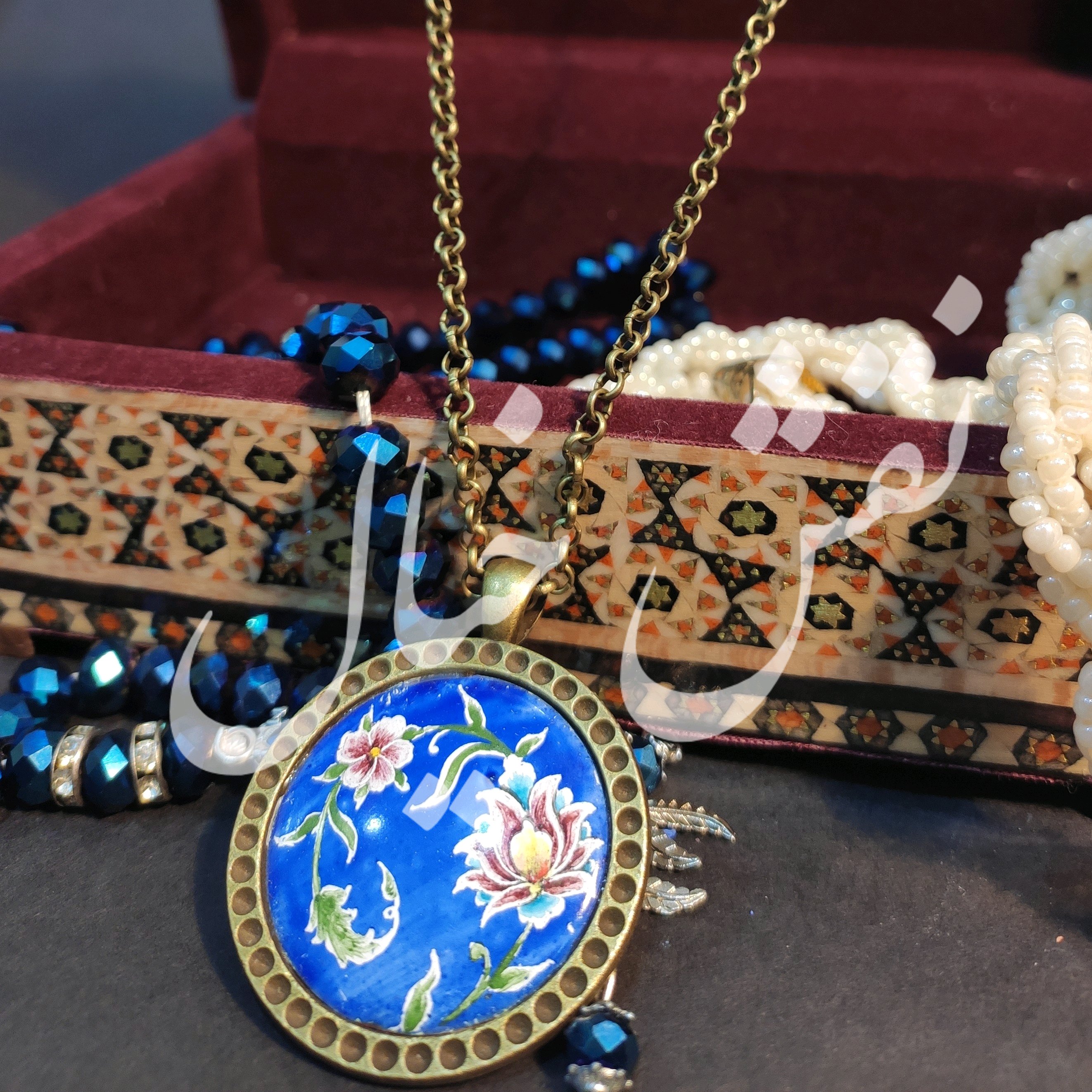 گردنبند میناکاری