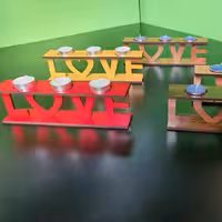 جا شمعی چوبی طرح لاو (LOVE) قرمز رومیزی جا شمع وارمر چوب ام دی اف سه میلی