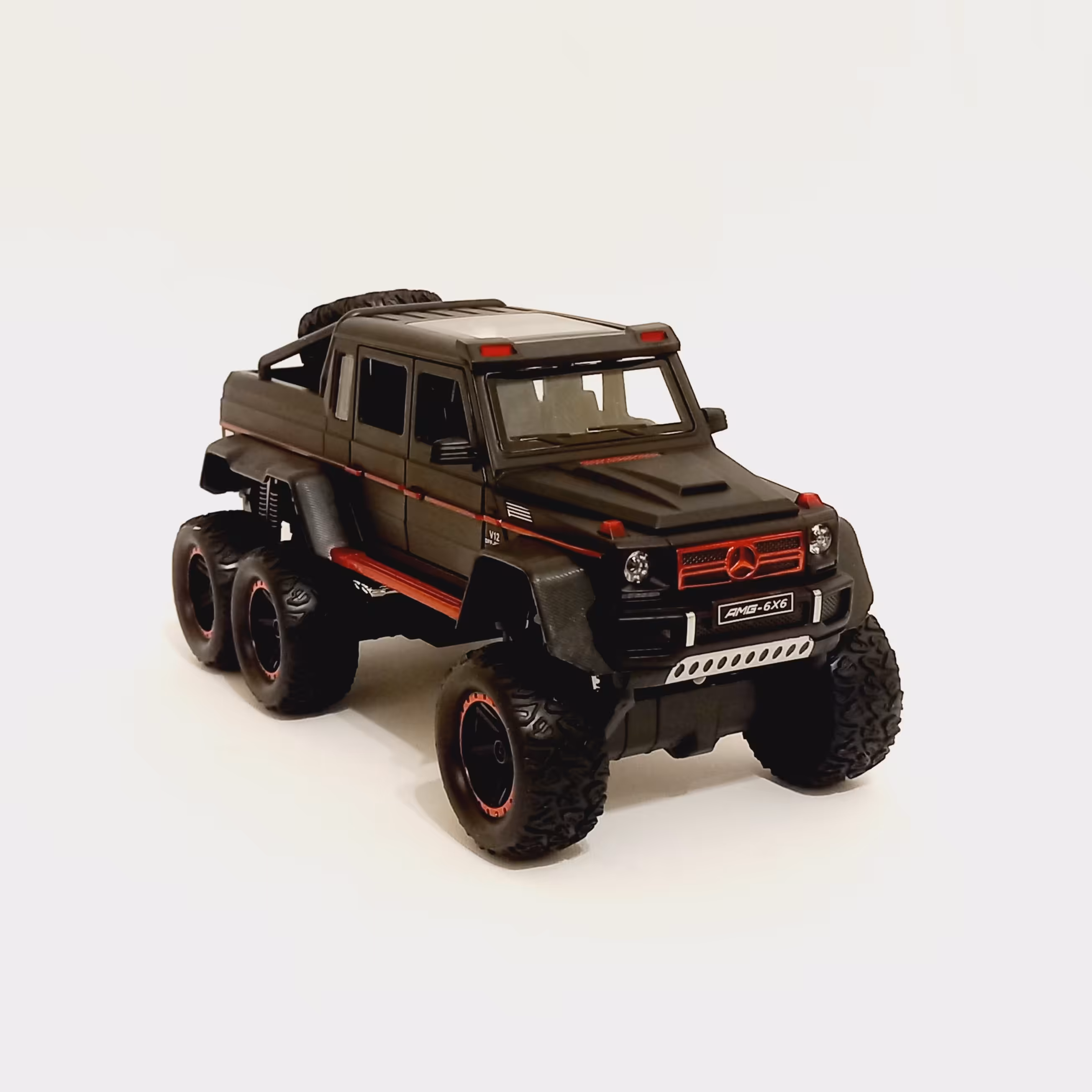 ماکت ماشین Mercedes Benz g63   آفرودی 6 چرخ رنگ مشکی برند Chezhi مقیاس یک بیست و چهارم طول 23.5 سانتی متر