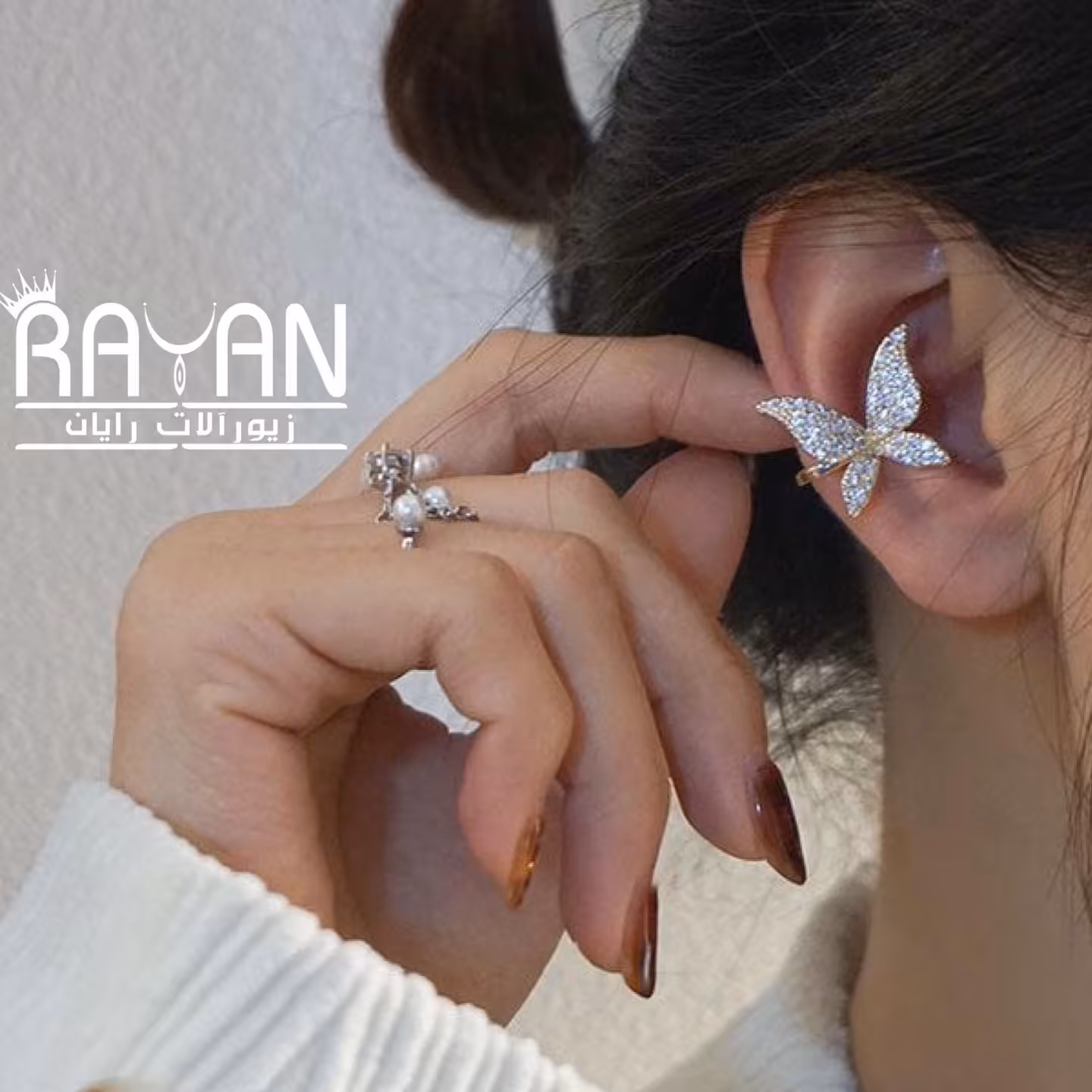 گوشواره پروانه نگین دار کپی طلا خوشگل بادوام لاکچری جدید