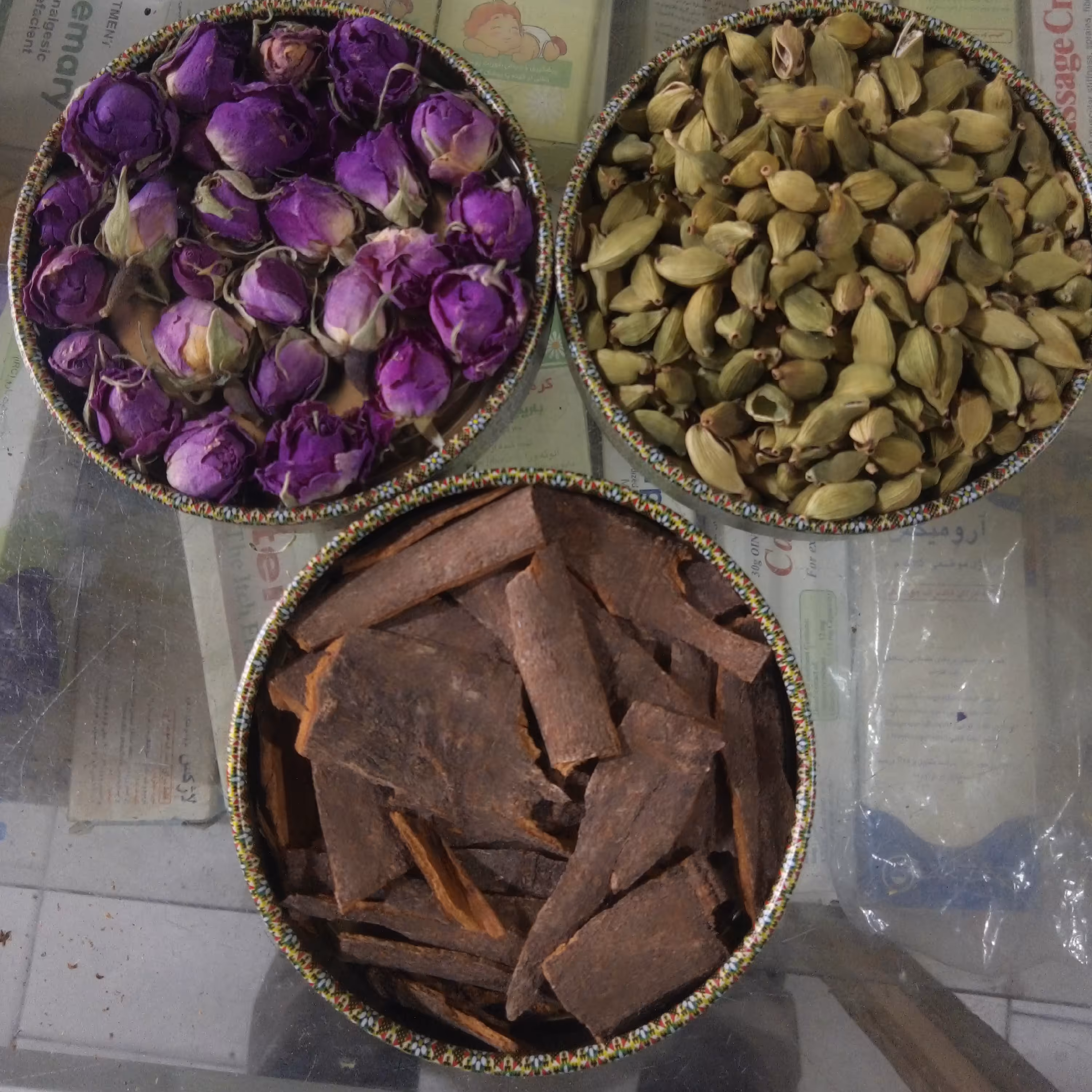 پک دارچین هل اعلا  گل محمدی برای چای 