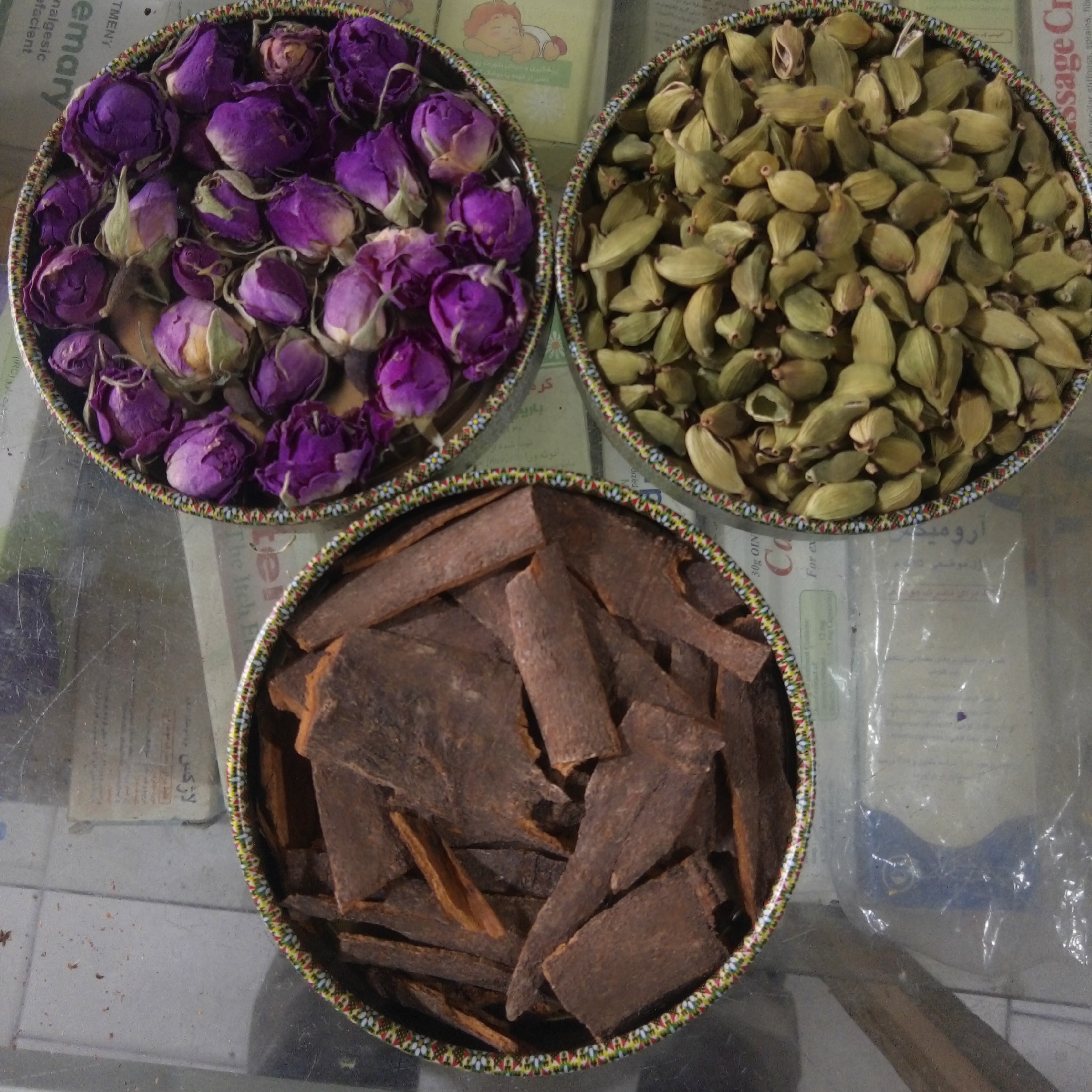 پک دارچین هل اعلا  گل محمدی برای چای 