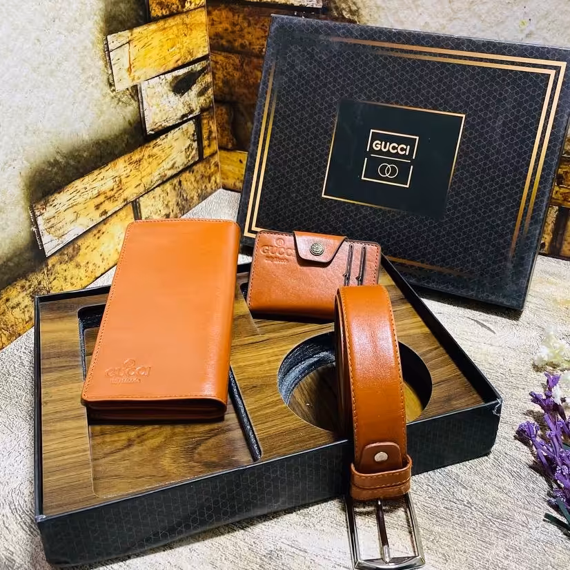 ست کیف و کمربند چرم طبیعی گوچی 
با جعبه کادویی هاردباکس