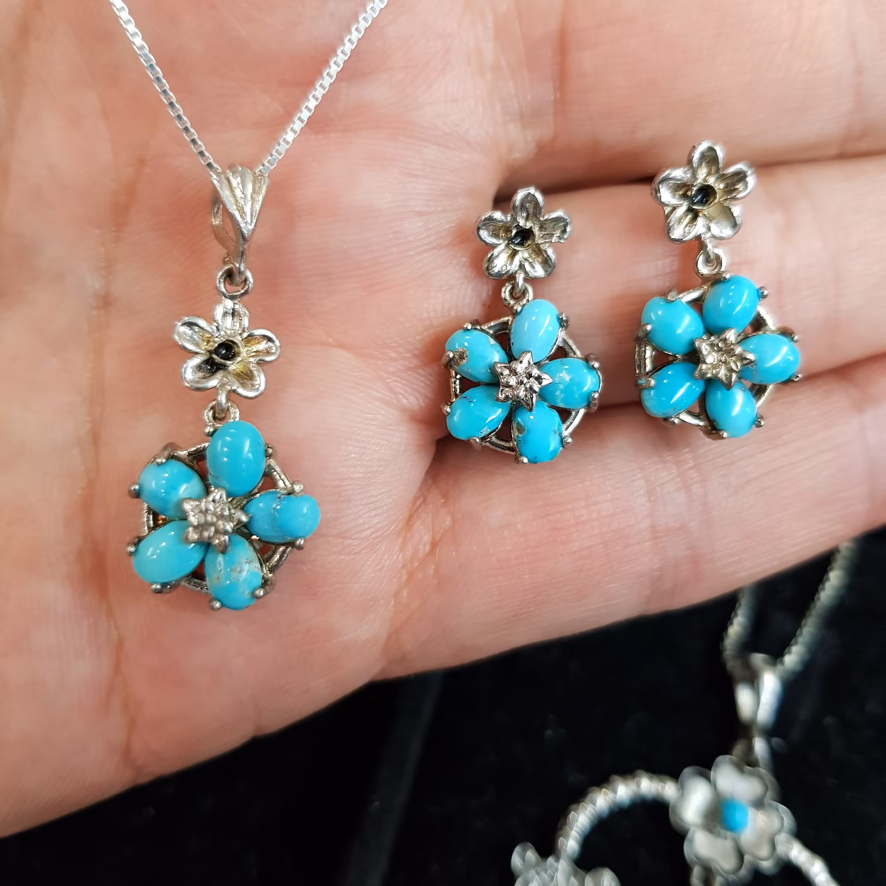 نیم ست نقره عیار 925 فیروزه خوشرنگ آبی درجه یک نیشابوری