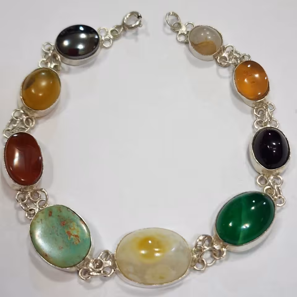 دستبند نقره با سنگ های اصل معروف به 9 جواهر 