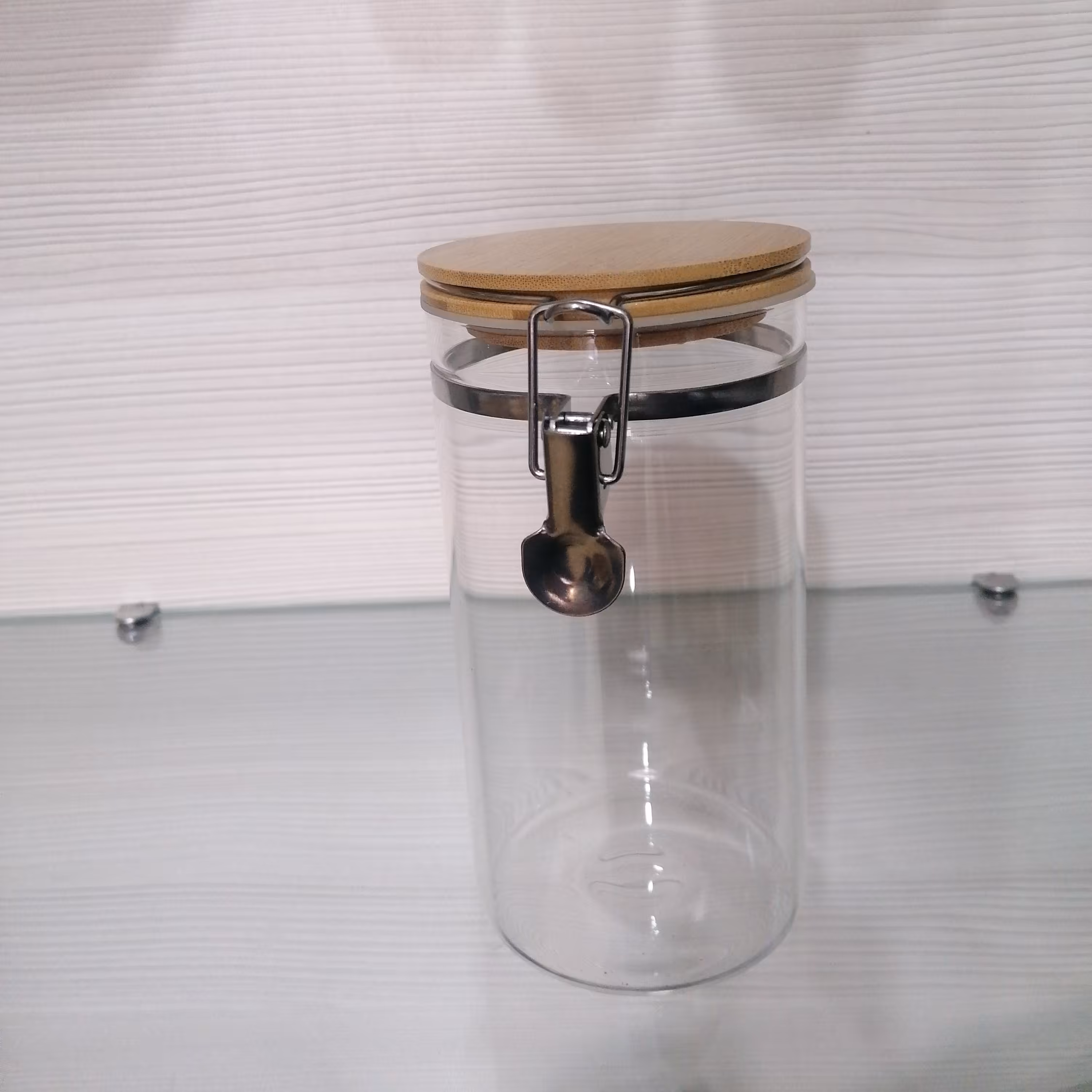 بانکه پیرکس درچفتی با درب چوب بامبو سایز دو 