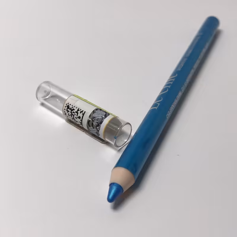 مداد چشم چرب آبی فیروزه ای لچیک 203 - LeChic