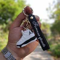 جاسوئیچی سیلیکونی اوجینال  کتونی جردن ساق دار - رنگ سفید