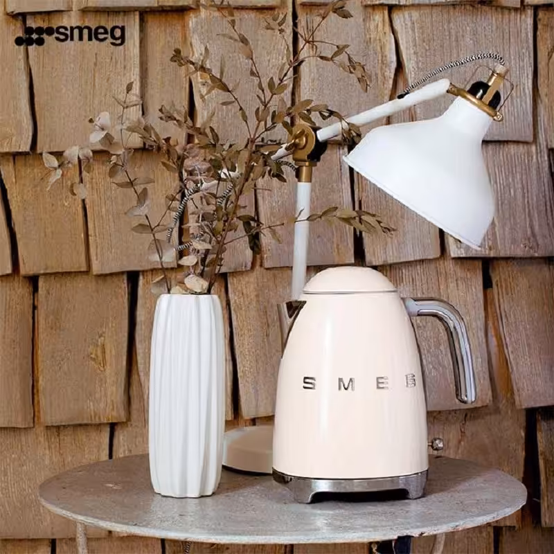 کتری برقی اسمگ بدون درجه کرم مدل SMEG KLF03