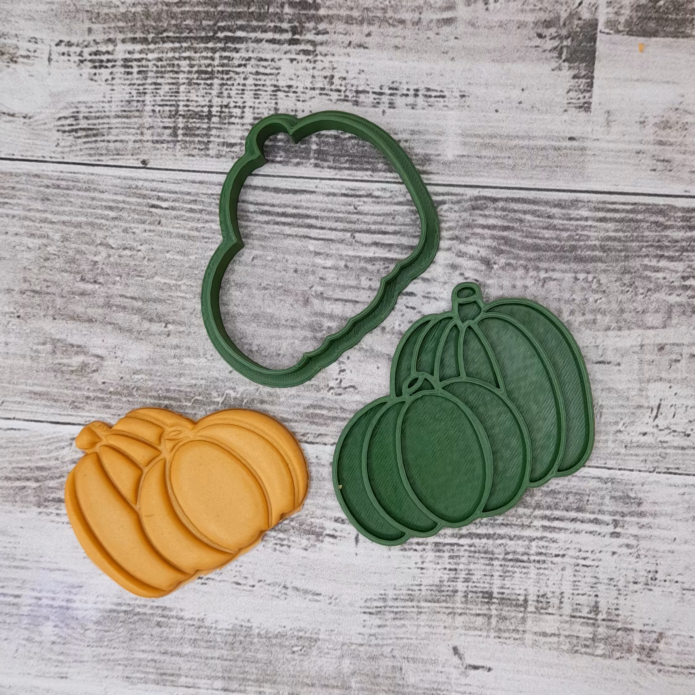 قالب و مُهر کدوحلوایی دوقلو،کد 722، 8 سانت ، کوکی، فوندانت، شیرینی