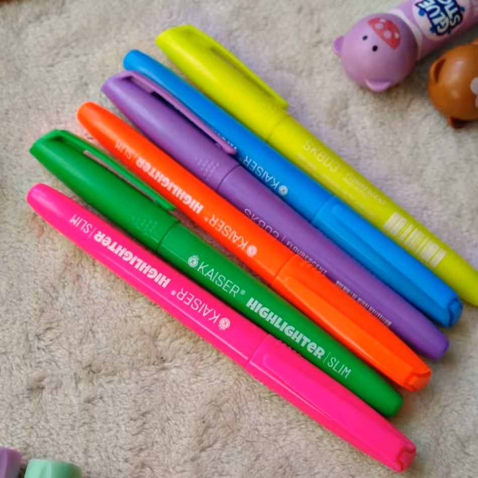 هایلایتر یا مارکر یا ماژیک فسفری 