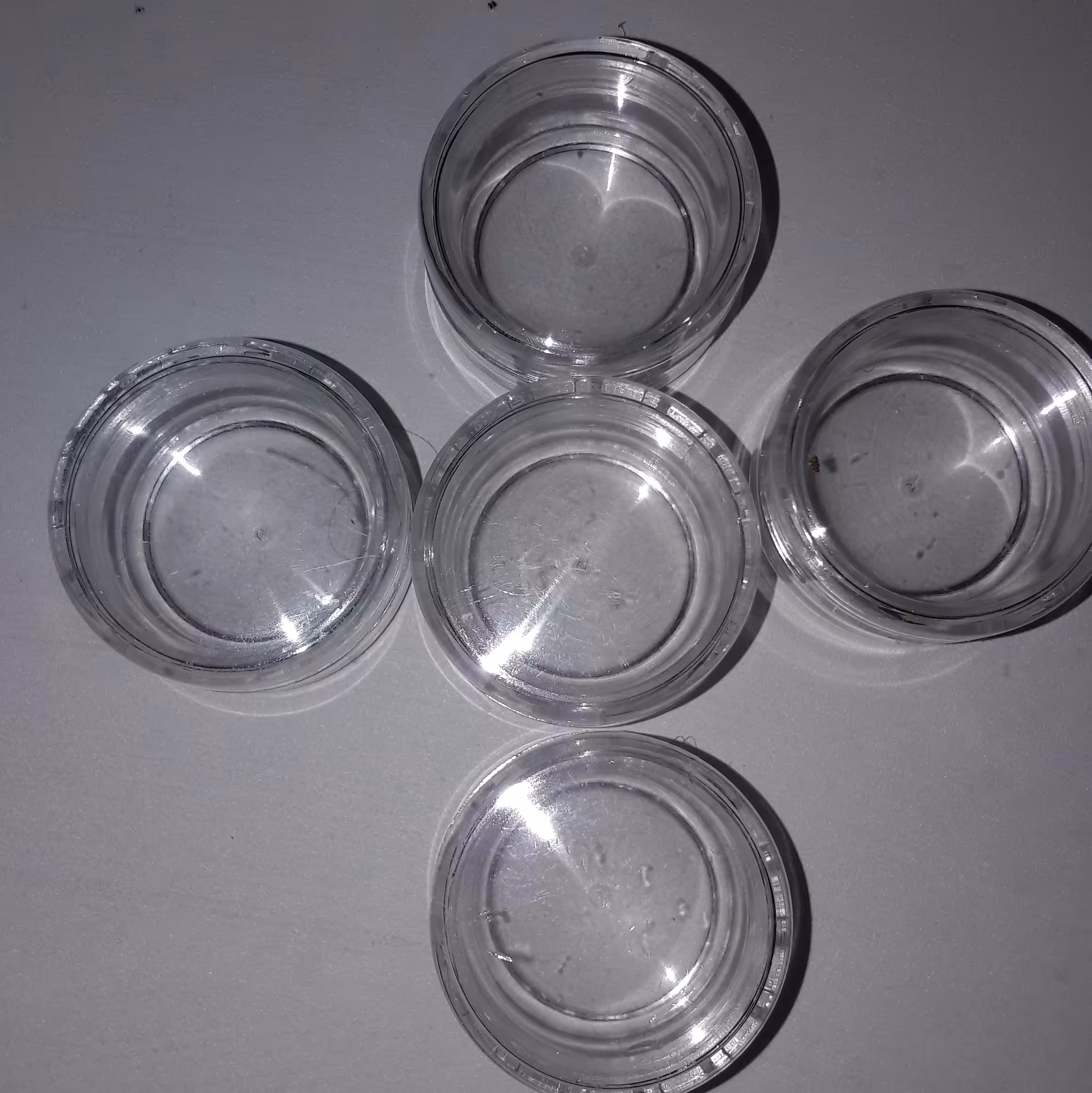 ظرف پت 5 گرمی  بسته50 تایی 