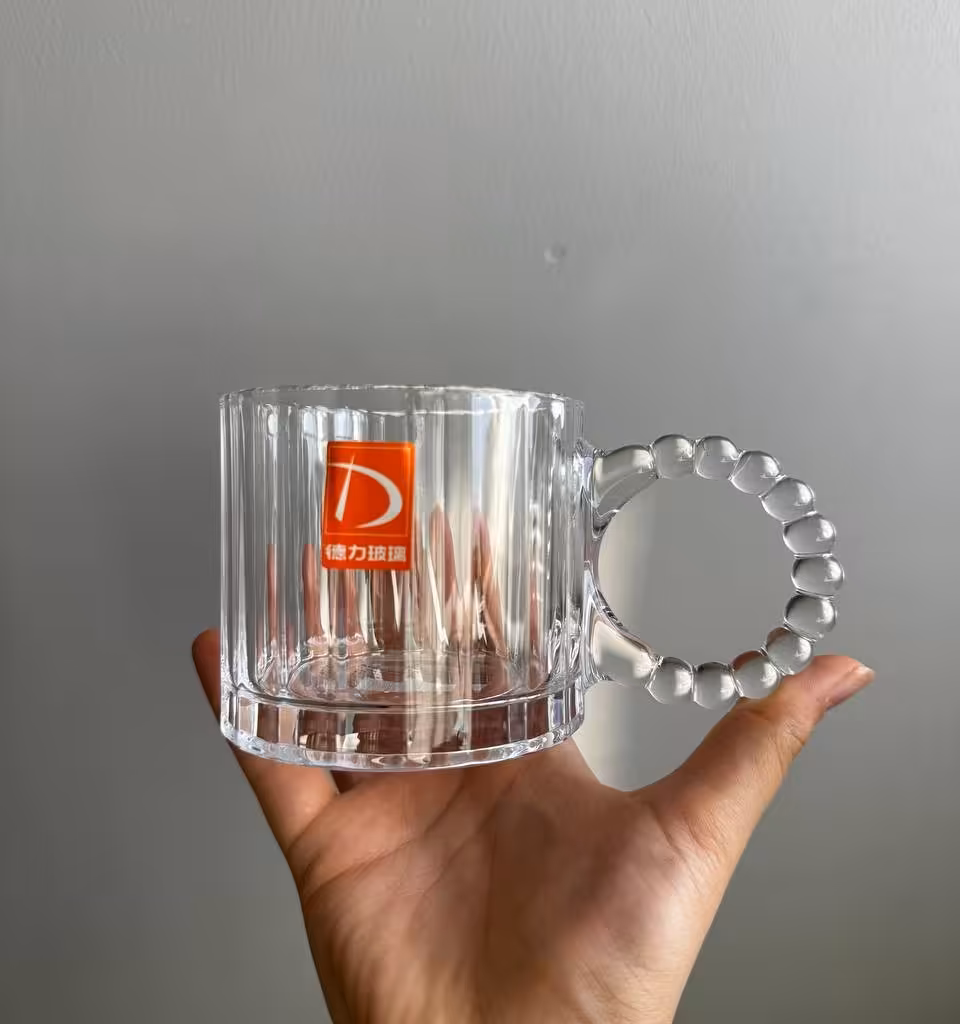 لیوان مدل دسته منجوق