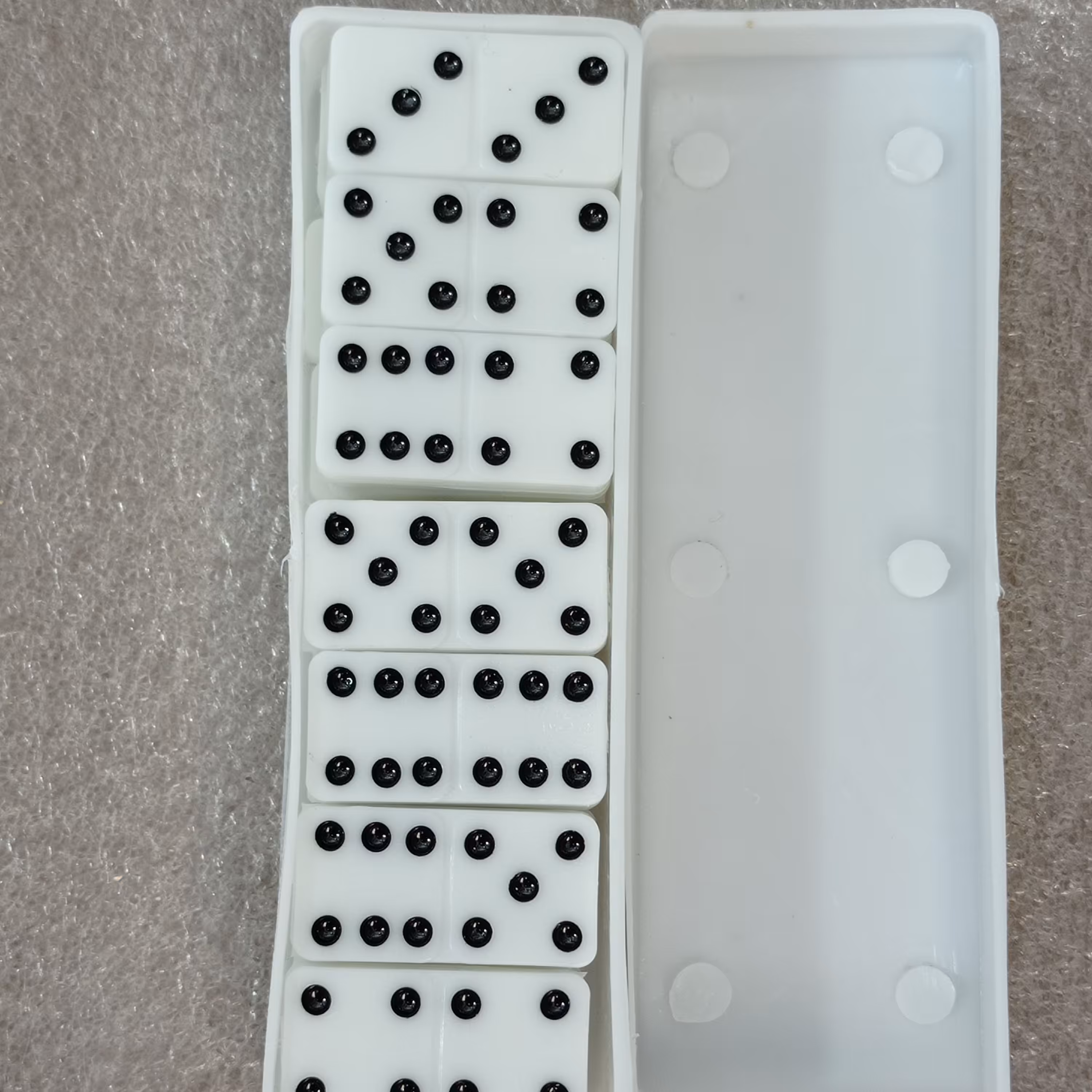 دومینو  نشکن کیفیت عالی و اقتصادی 