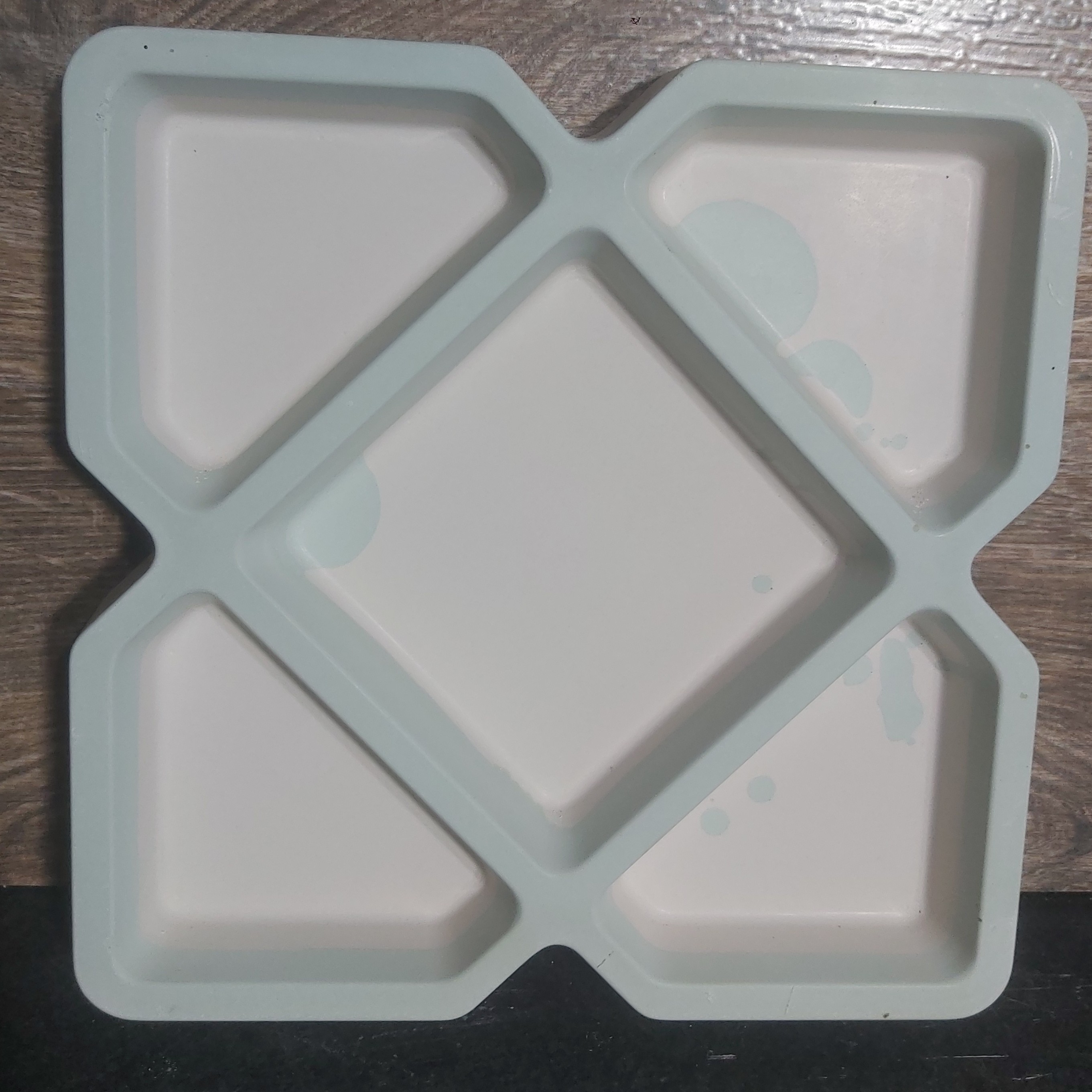 اردو خوری طرح پروانه