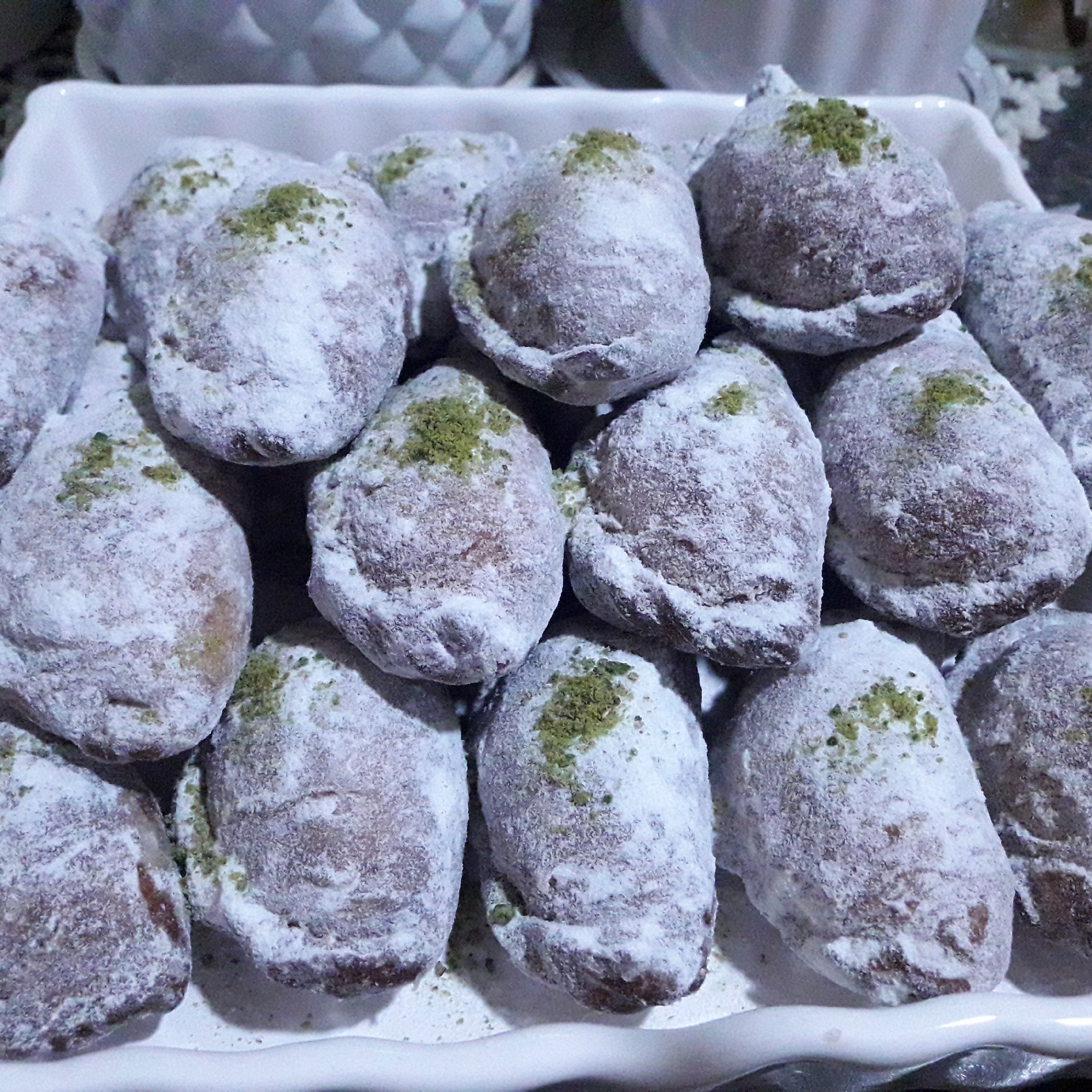 شیرینی خانگی قطاب شیرینی سرخ کرده 