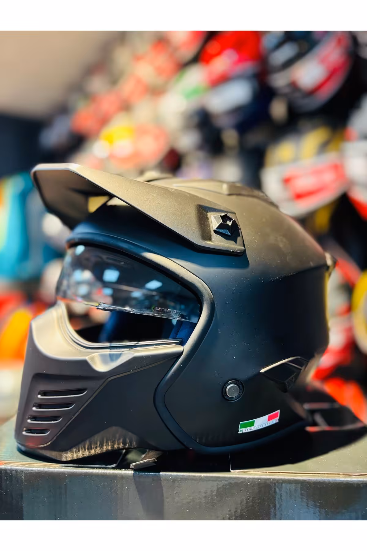 کلاه کاسکت موتورسیکلت مشکی FS X2 توکیو صورت کامل بسته موتور سیکلت مدولار JENE قابل جابجایی سیاه Sway