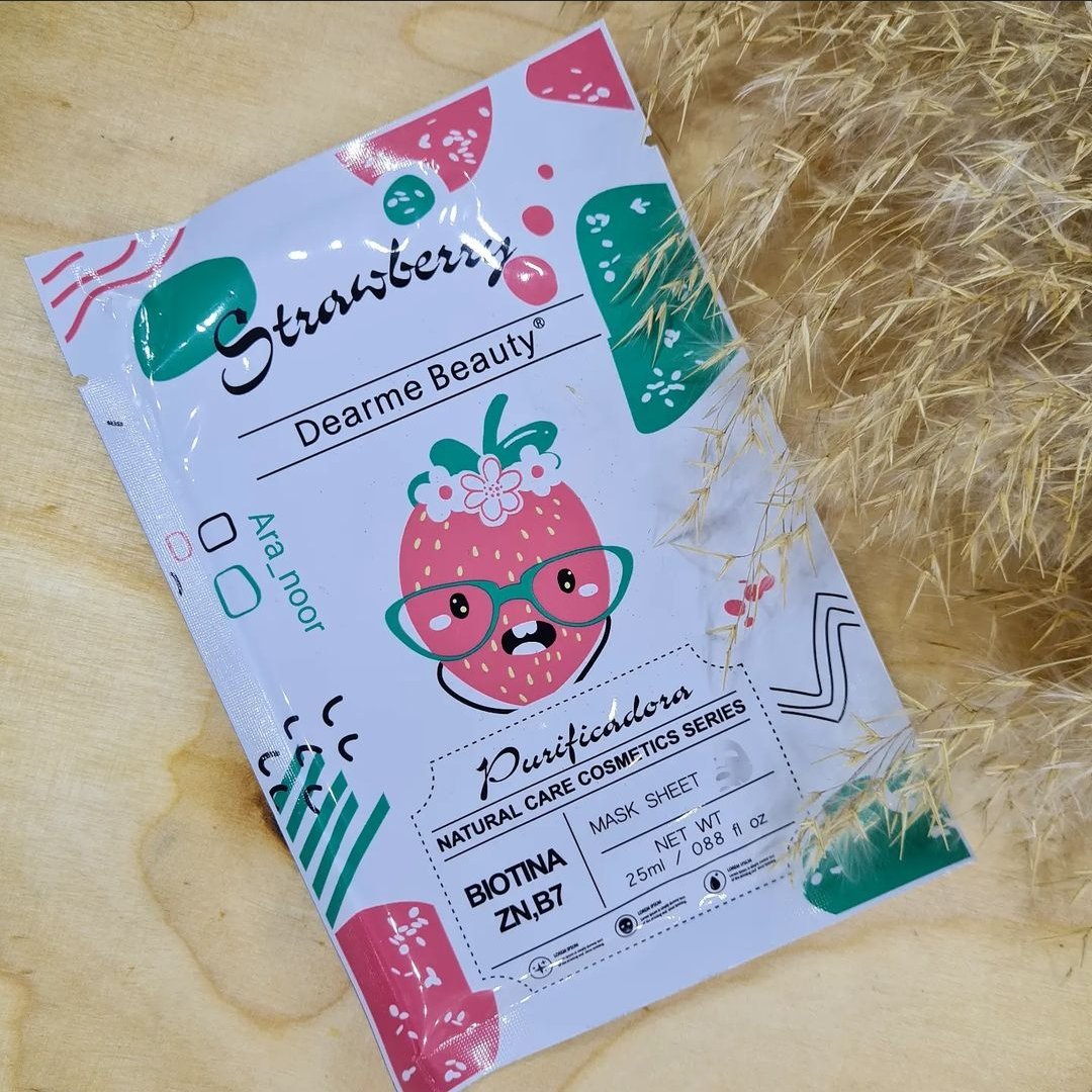 ماسک ورقه ای صورت با عصاره توت فرنگی
