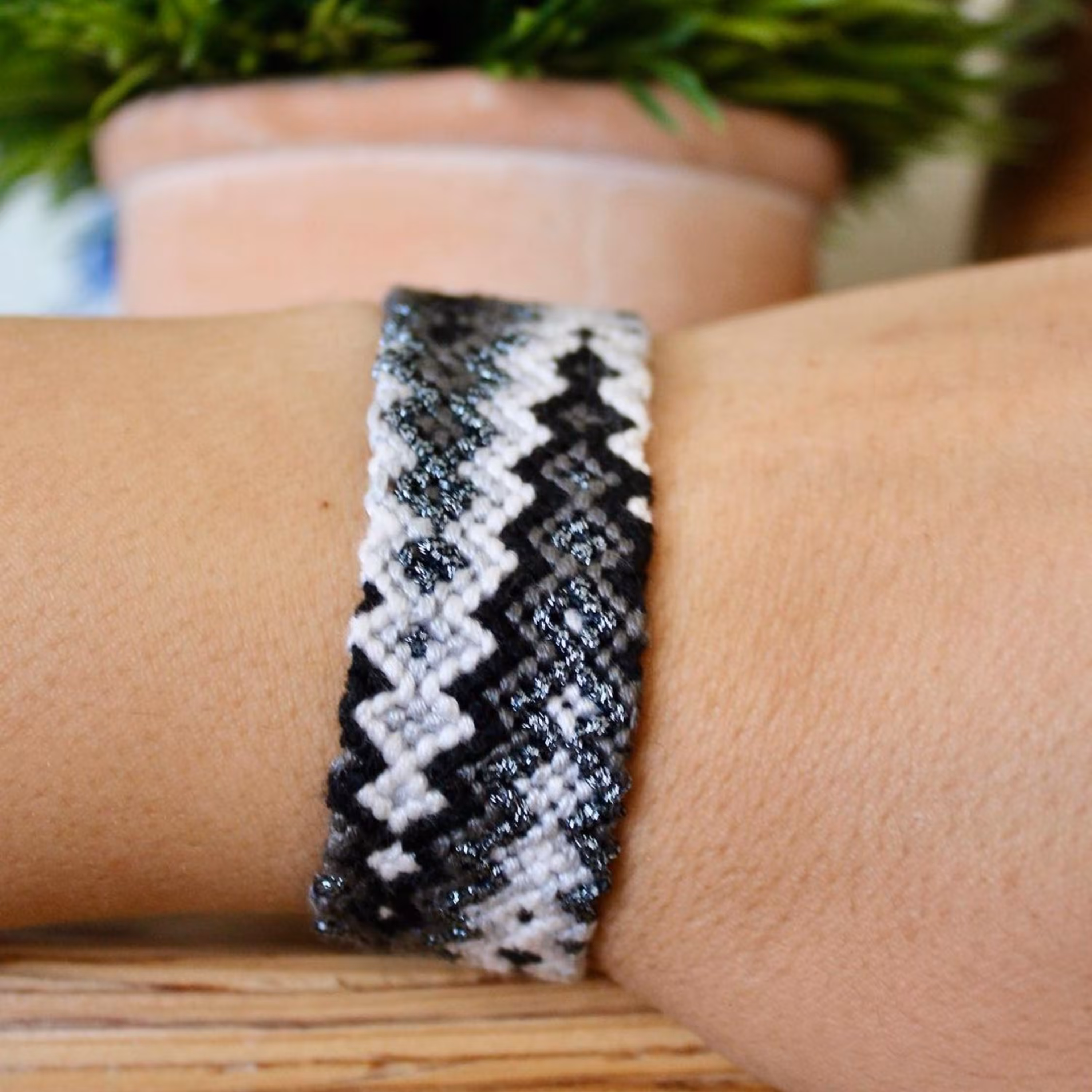 دستبند دوستی طرح آتشی دوگانه برعکس کد 126