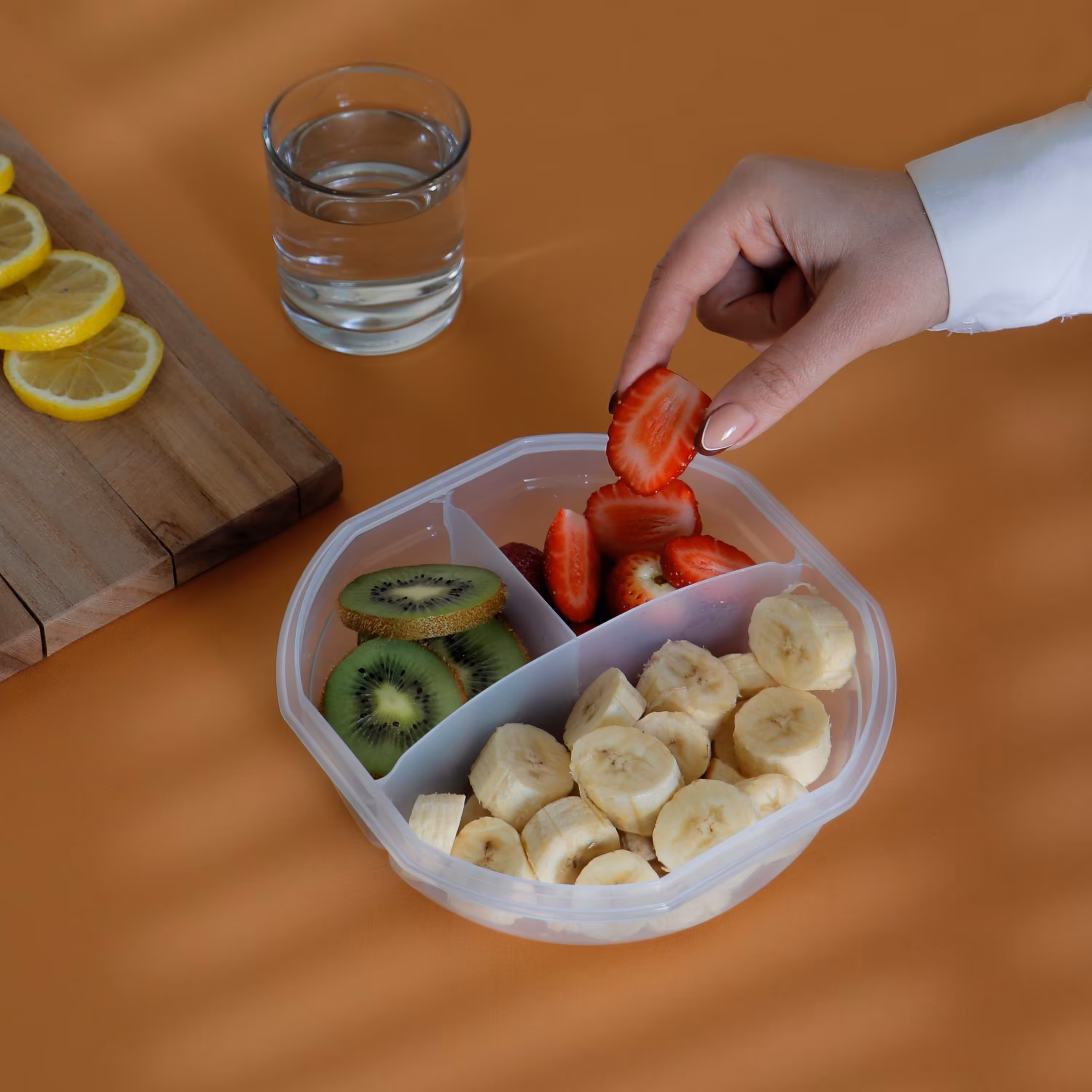 ظرف نگهدارنده 3 خانه سایز 19  شفاف همراه با محافظ سیلیکونی