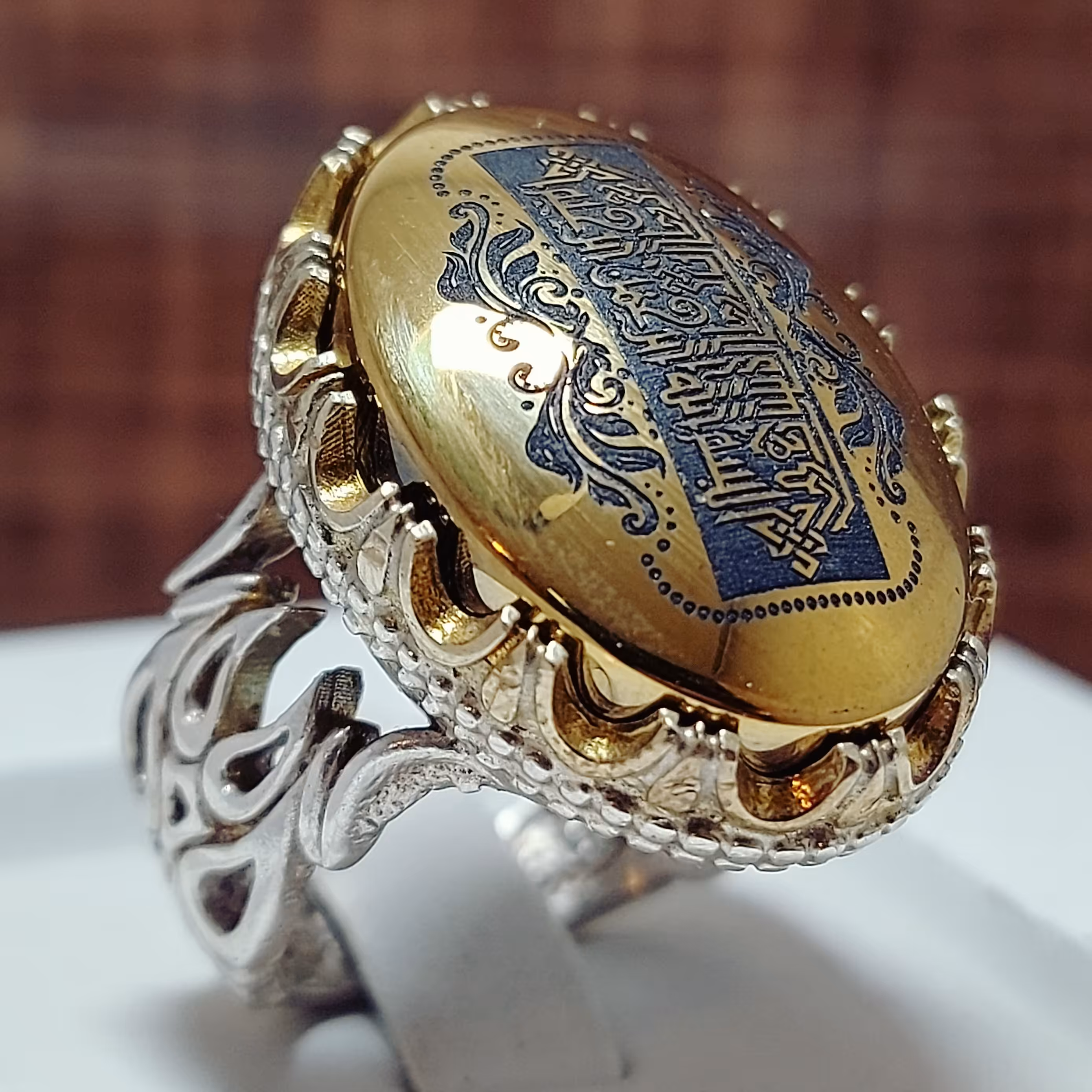 انگشتر نقره مردانه عیار 925 با نگین حدید اصلی و معدنی حک بسم الله الرحمن الرحیم 