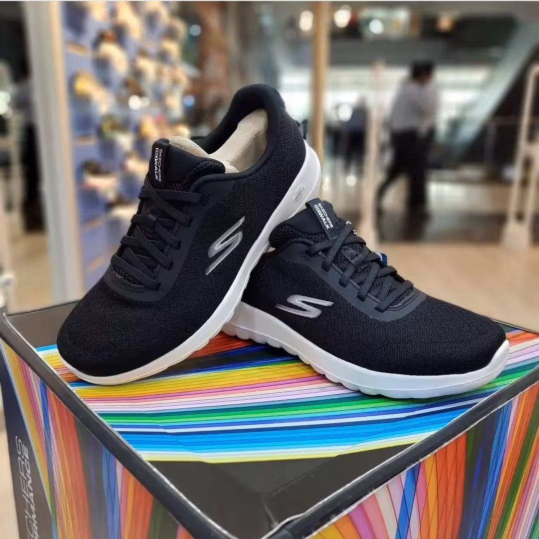 391 کتونی اسکیچرز اورجینال مردانه و زنانه رنگ مشکی