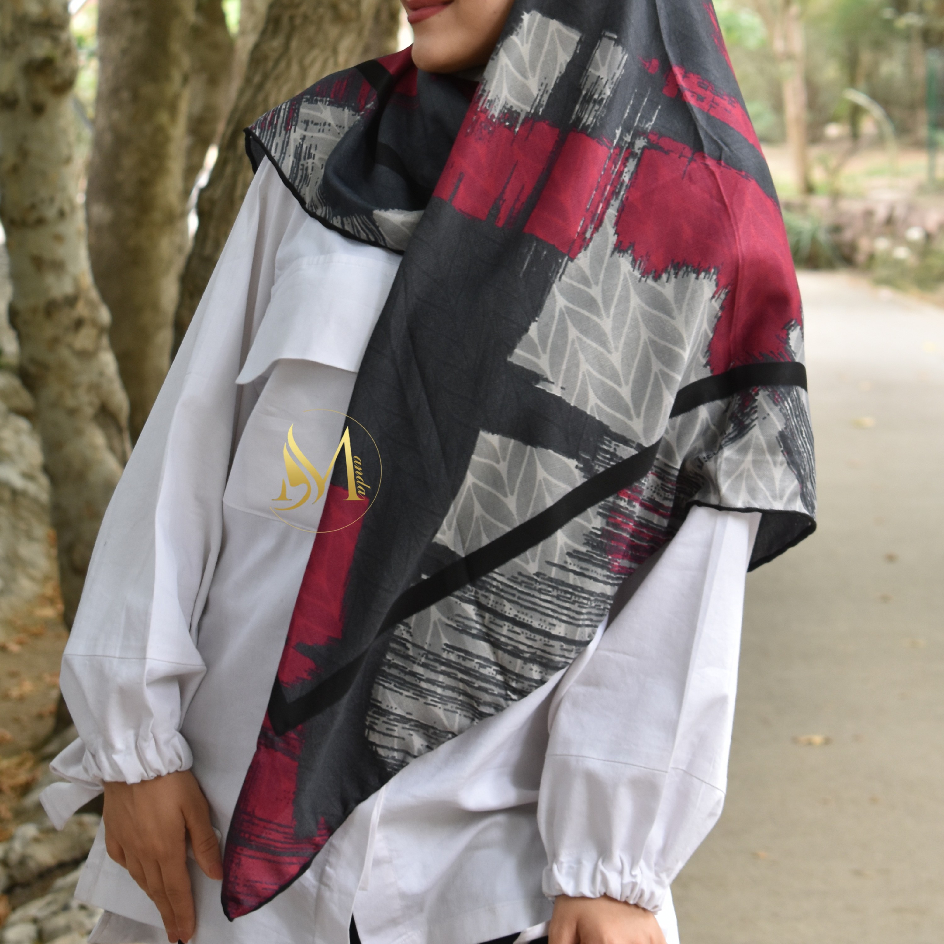 روسری نخی دور دست دوز