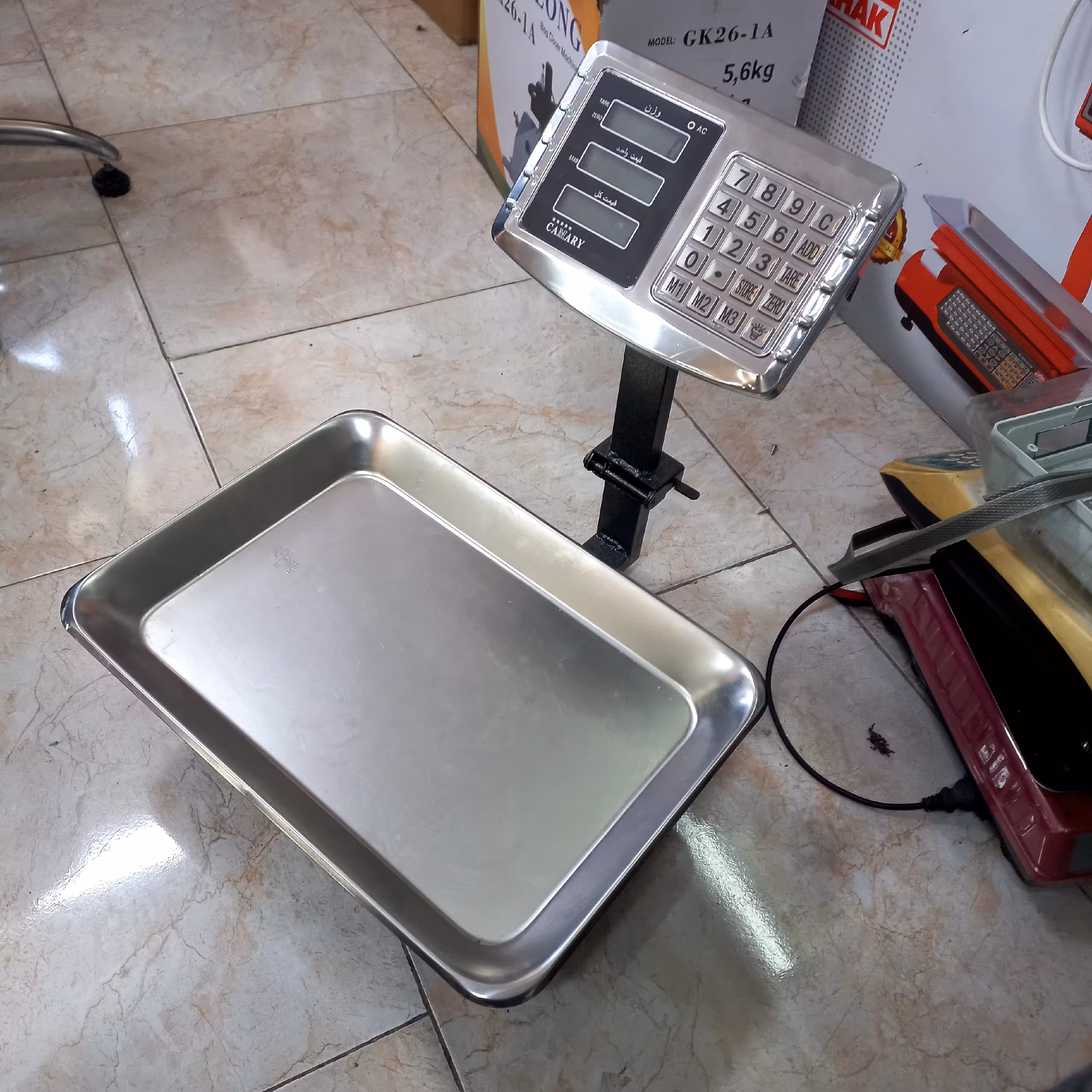 ترازو باسکول فروشگاهی 200 کیلوگرم  علمک کوتاه سینی دار  استیل 