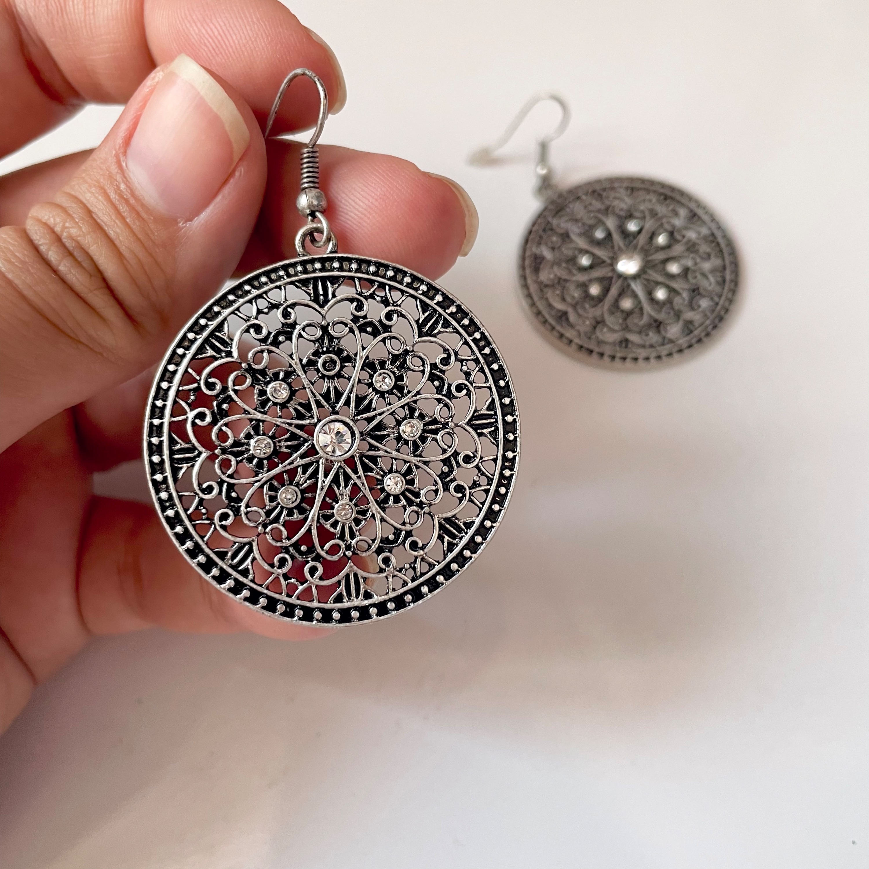 گوشواره ورشو رنگ ثابت ضد حساسیت