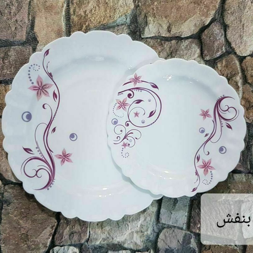 سرویس آرکوپال 
شش نفره 25 پارچه
مارک معتبر مقصود بسیار زیبا و خوش نقش و نگار